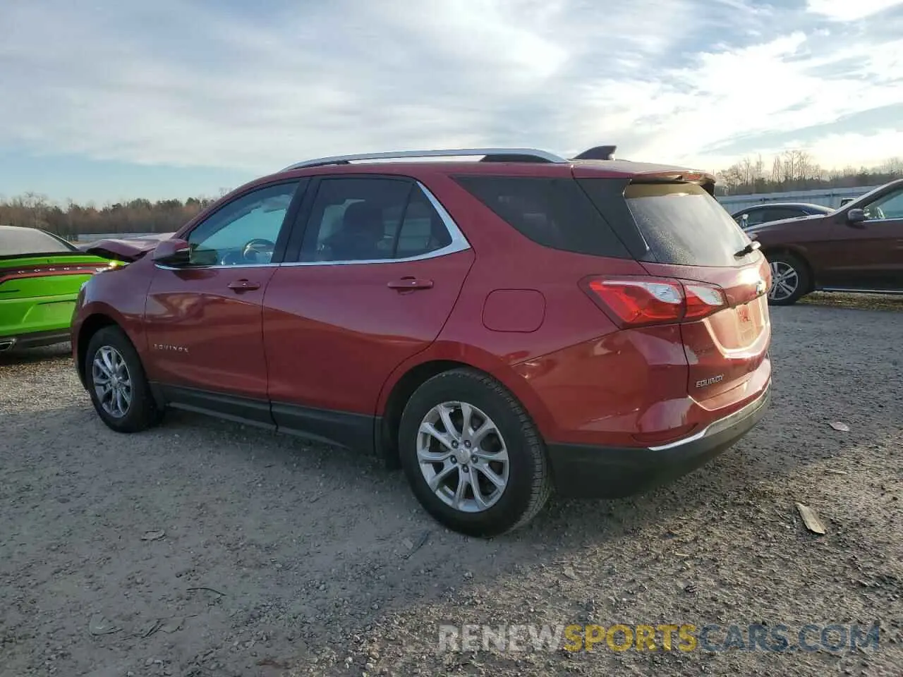 2 fotografías del automóvil dañado 3GNAXUEV5KS667466 CHEVROLET EQUINOX 2019