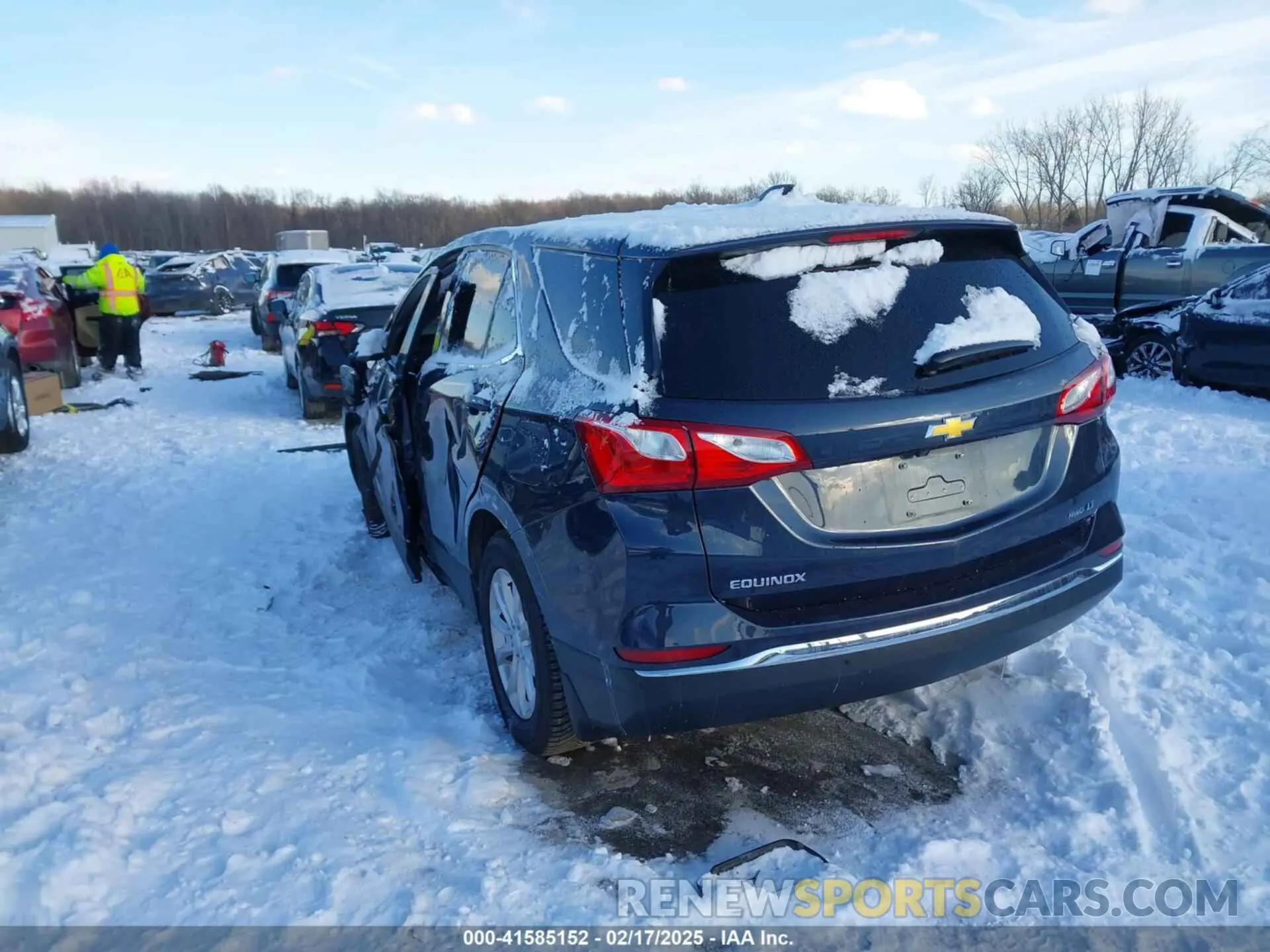 3 fotografías del automóvil dañado 3GNAXUEV6KS517902 CHEVROLET EQUINOX 2019