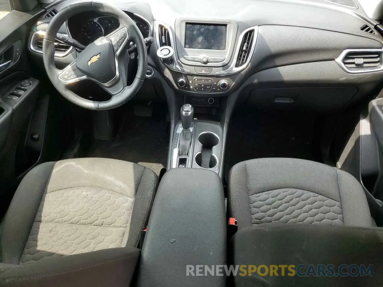 8 fotografías del automóvil dañado 3GNAXUEV6KS521500 CHEVROLET EQUINOX 2019