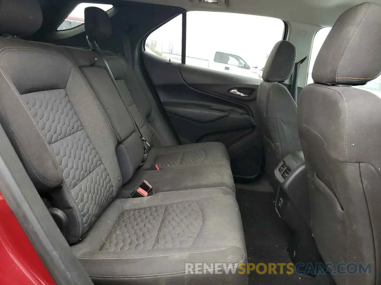 11 fotografías del automóvil dañado 3GNAXUEV6KS569000 CHEVROLET EQUINOX 2019
