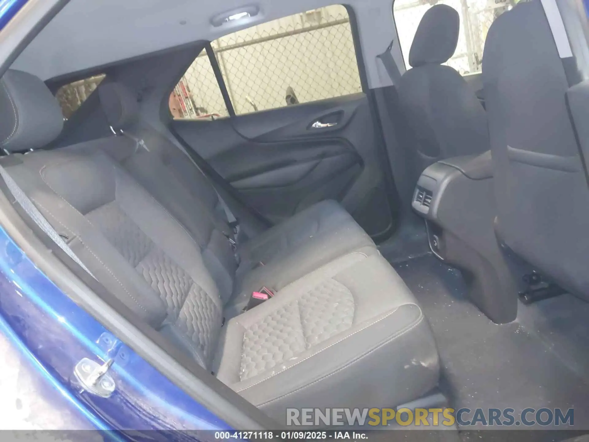 8 fotografías del automóvil dañado 3GNAXUEV8KS530621 CHEVROLET EQUINOX 2019