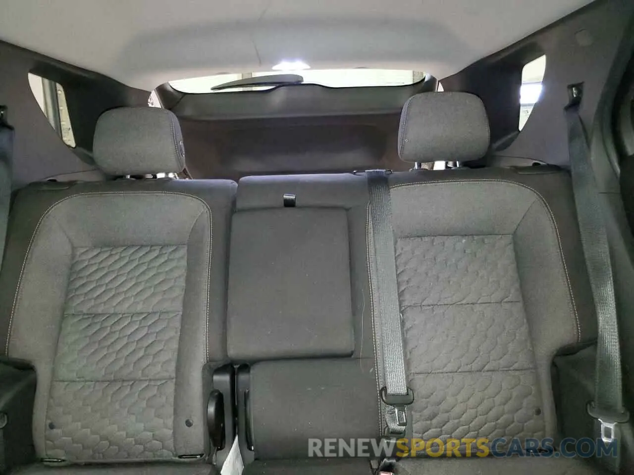 10 fotografías del automóvil dañado 3GNAXUEV9KL375457 CHEVROLET EQUINOX 2019