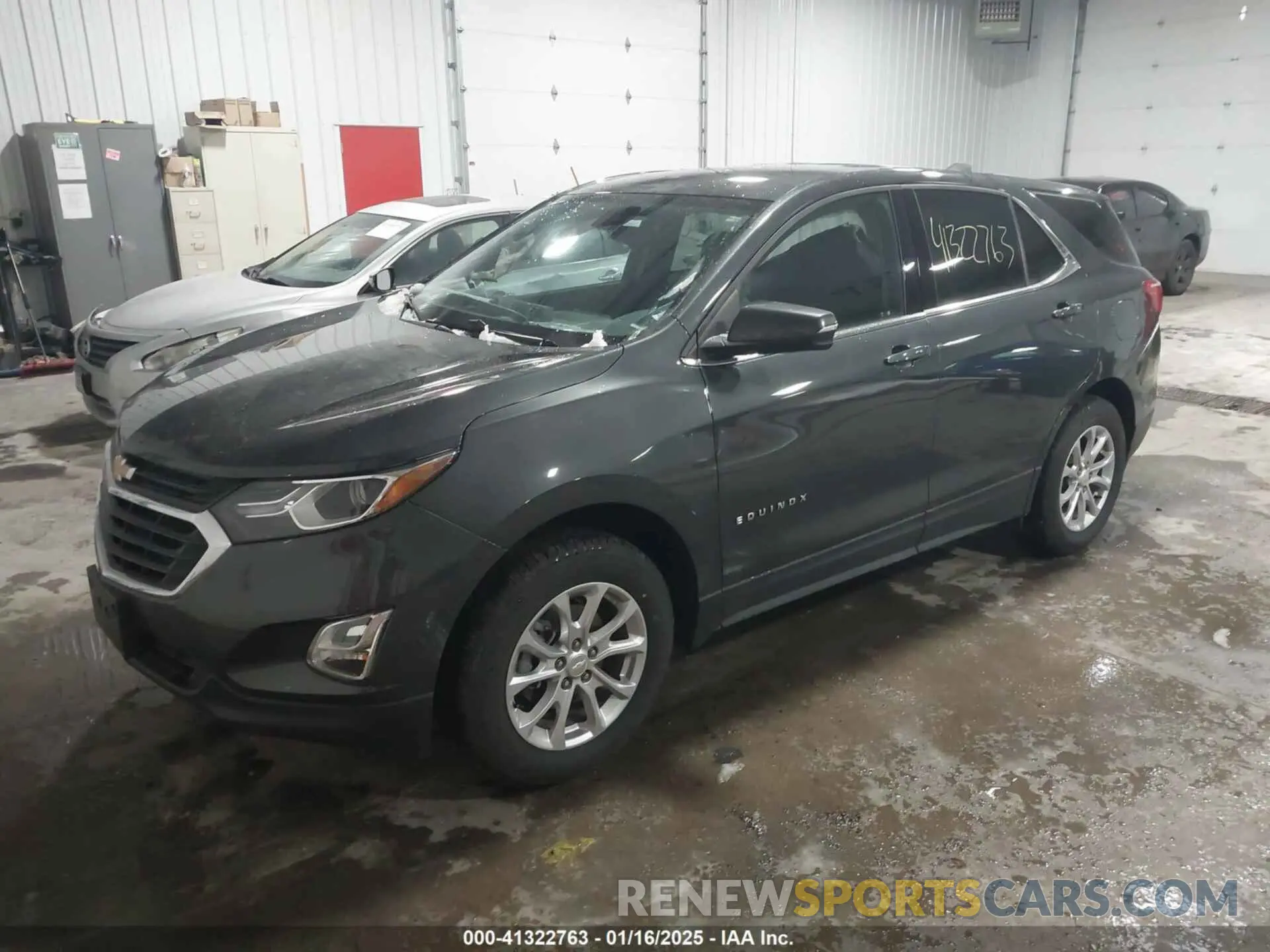 2 fotografías del automóvil dañado 3GNAXUEV9KS614222 CHEVROLET EQUINOX 2019