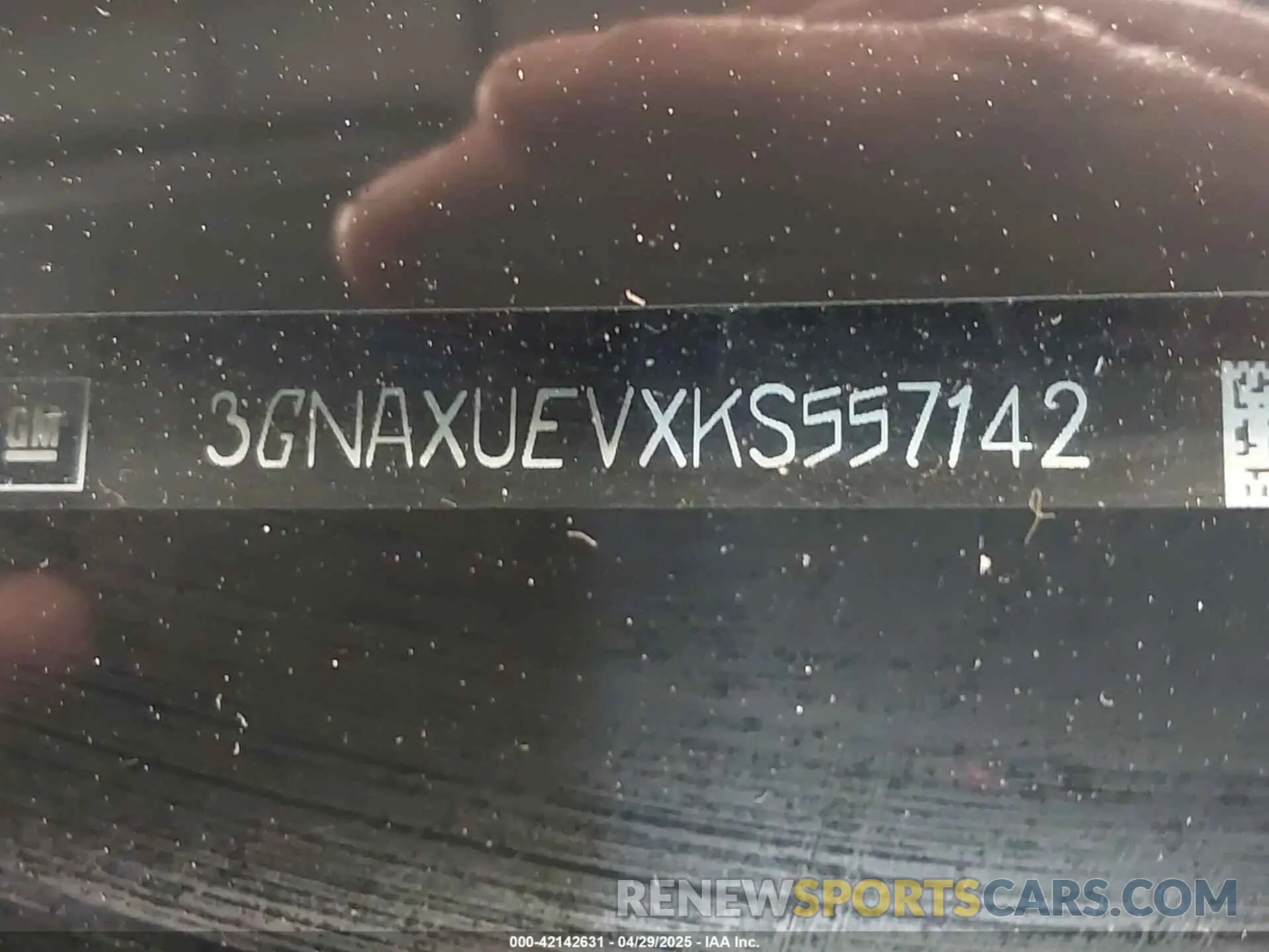 17 fotografías del automóvil dañado 3GNAXUEVXKS557142 CHEVROLET EQUINOX 2019