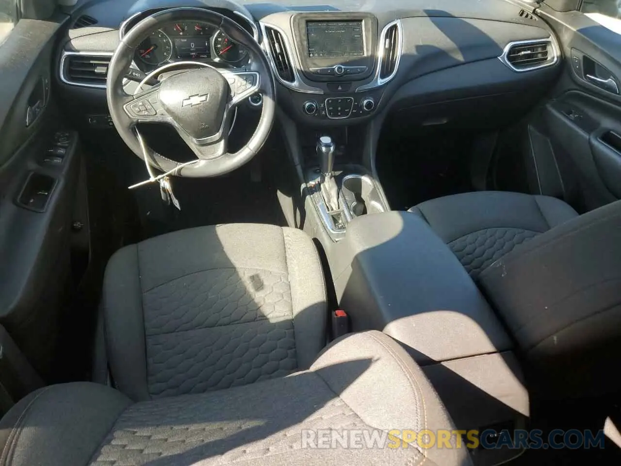 8 fotografías del automóvil dañado 3GNAXVEX6KS635570 CHEVROLET EQUINOX 2019