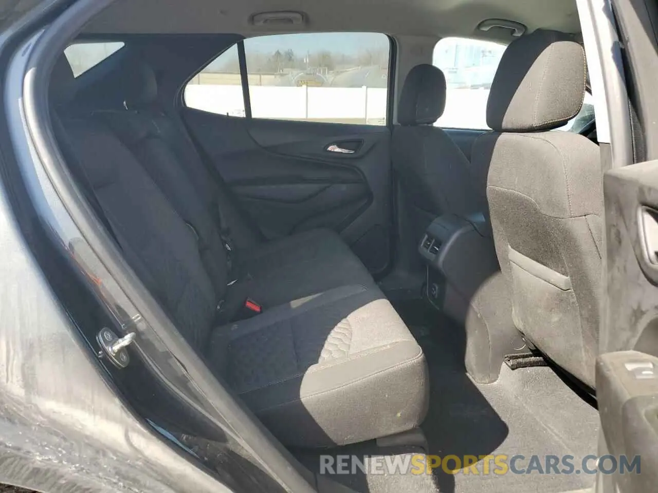11 fotografías del automóvil dañado 3GNAXVEX9KS665632 CHEVROLET EQUINOX 2019