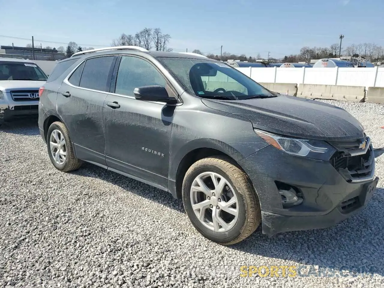 4 fotografías del automóvil dañado 3GNAXVEX9KS665632 CHEVROLET EQUINOX 2019