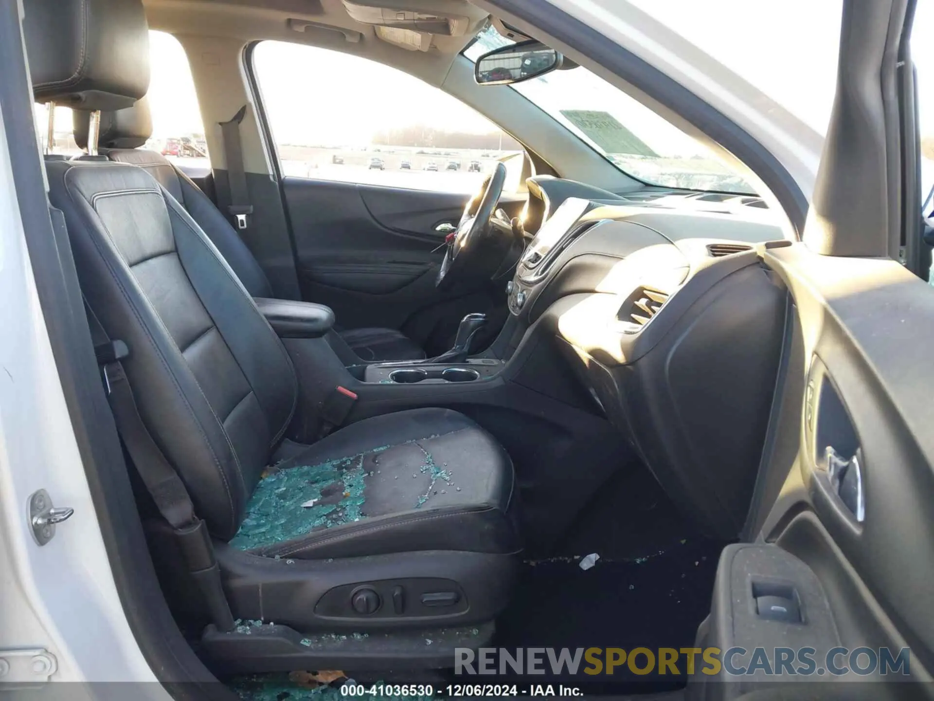 5 fotografías del automóvil dañado 3GNAXXEV4KL338141 CHEVROLET EQUINOX 2019