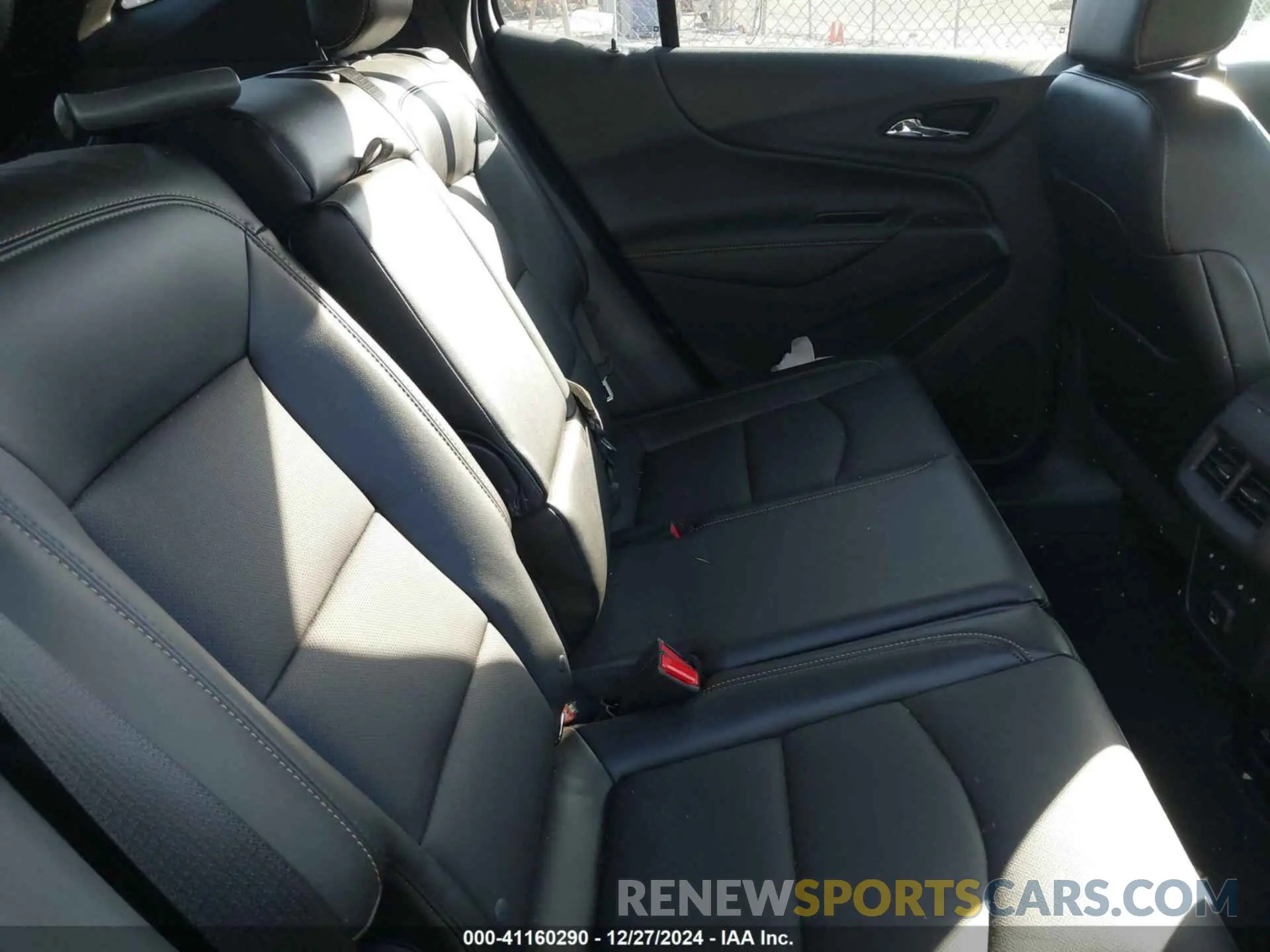 8 fotografías del automóvil dañado 3GNAXYEX0KS637042 CHEVROLET EQUINOX 2019