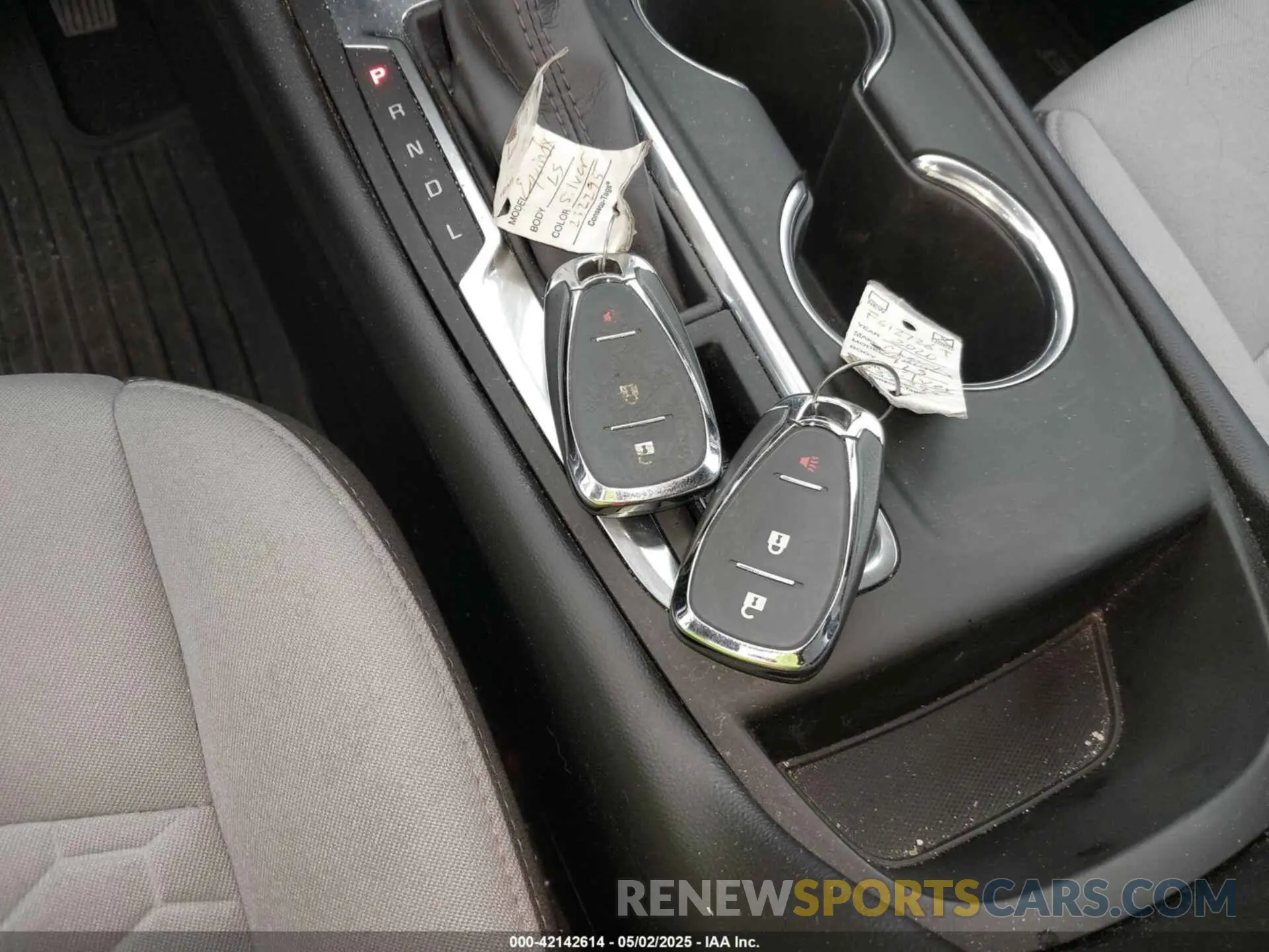 11 fotografías del automóvil dañado 2GNAX5EV2L6232295 CHEVROLET EQUINOX 2020