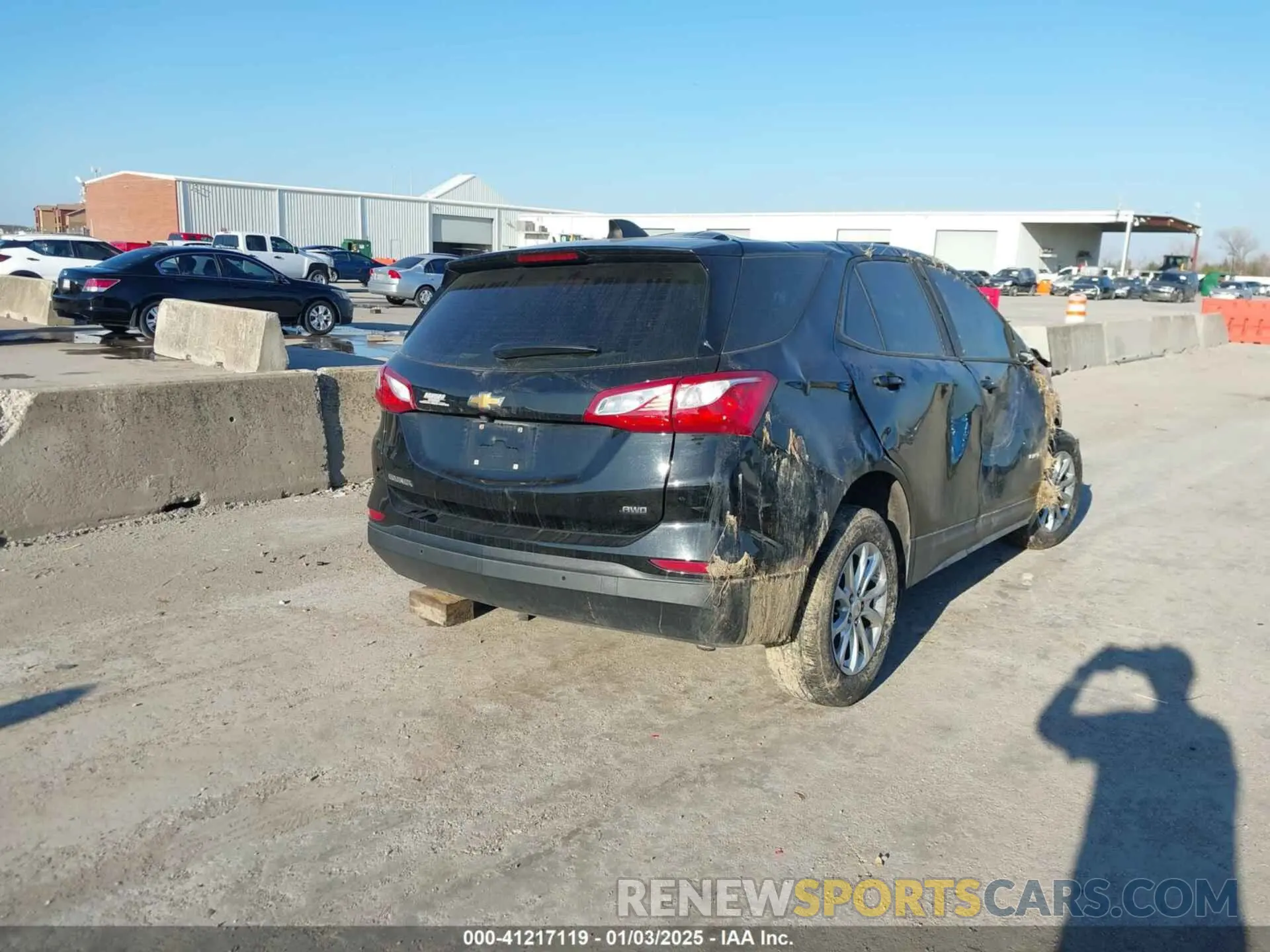 4 fotografías del automóvil dañado 2GNAX5EV9L6143114 CHEVROLET EQUINOX 2020