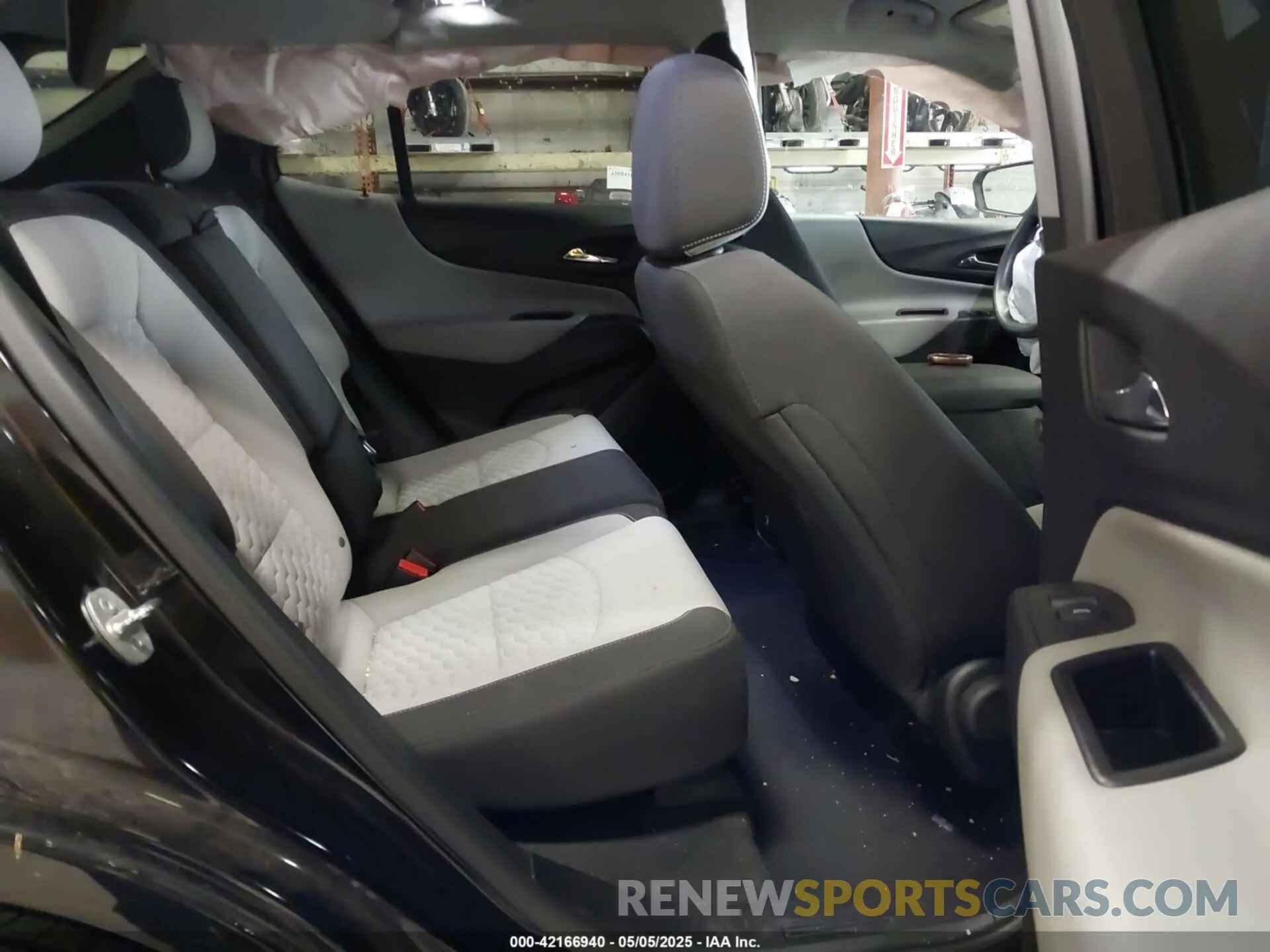 8 fotografías del automóvil dañado 2GNAX5EVXL6255002 CHEVROLET EQUINOX 2020
