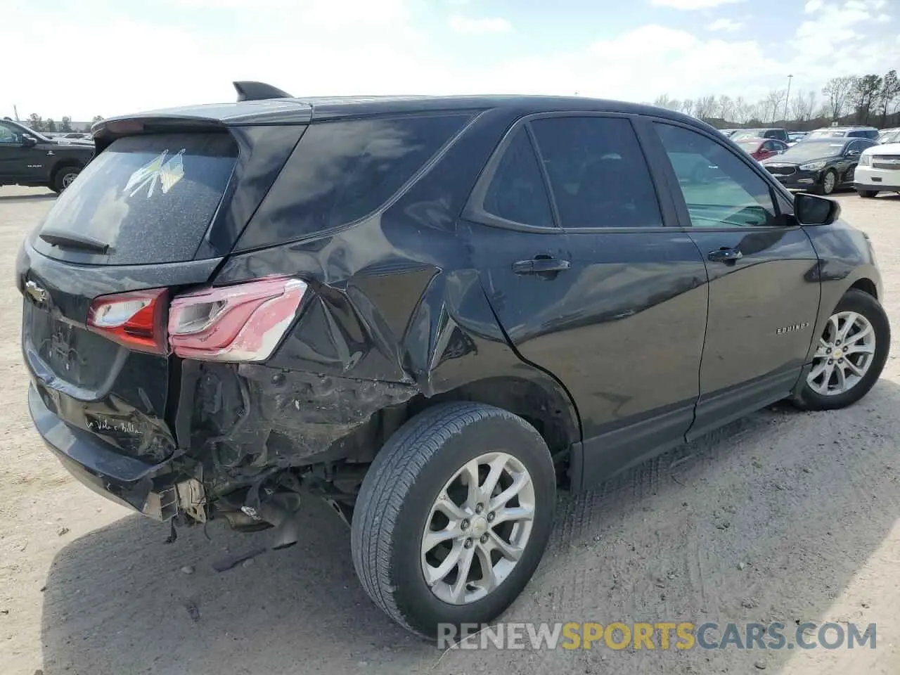 3 fotografías del automóvil dañado 2GNAXFEV2L6157443 CHEVROLET EQUINOX 2020