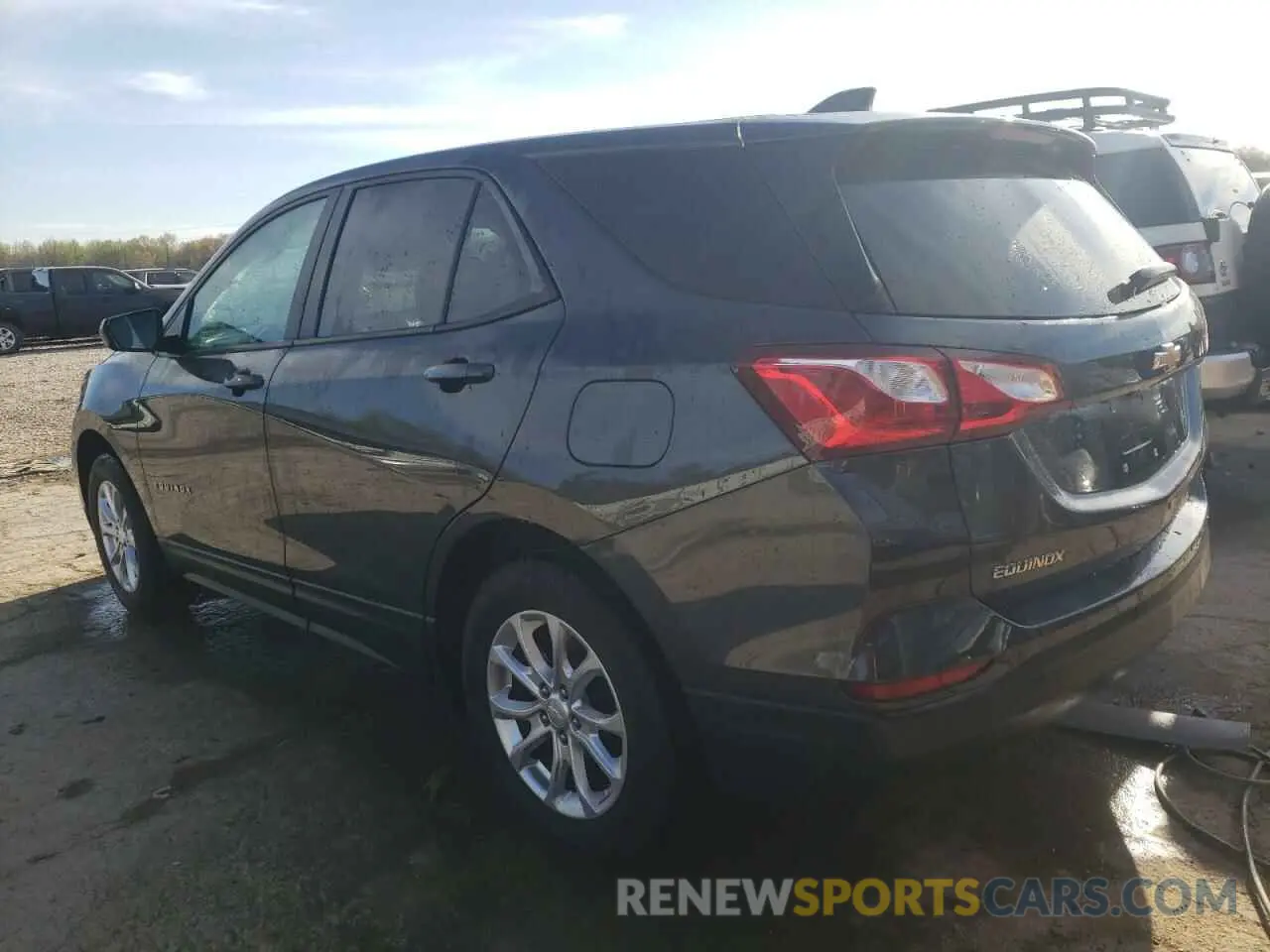 2 fotografías del automóvil dañado 2GNAXHEV0L6245791 CHEVROLET EQUINOX 2020