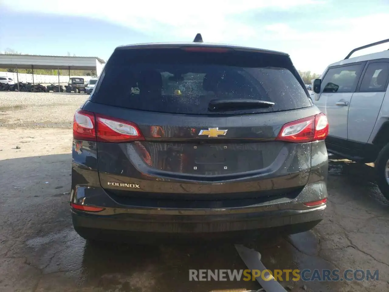6 fotografías del automóvil dañado 2GNAXHEV0L6245791 CHEVROLET EQUINOX 2020