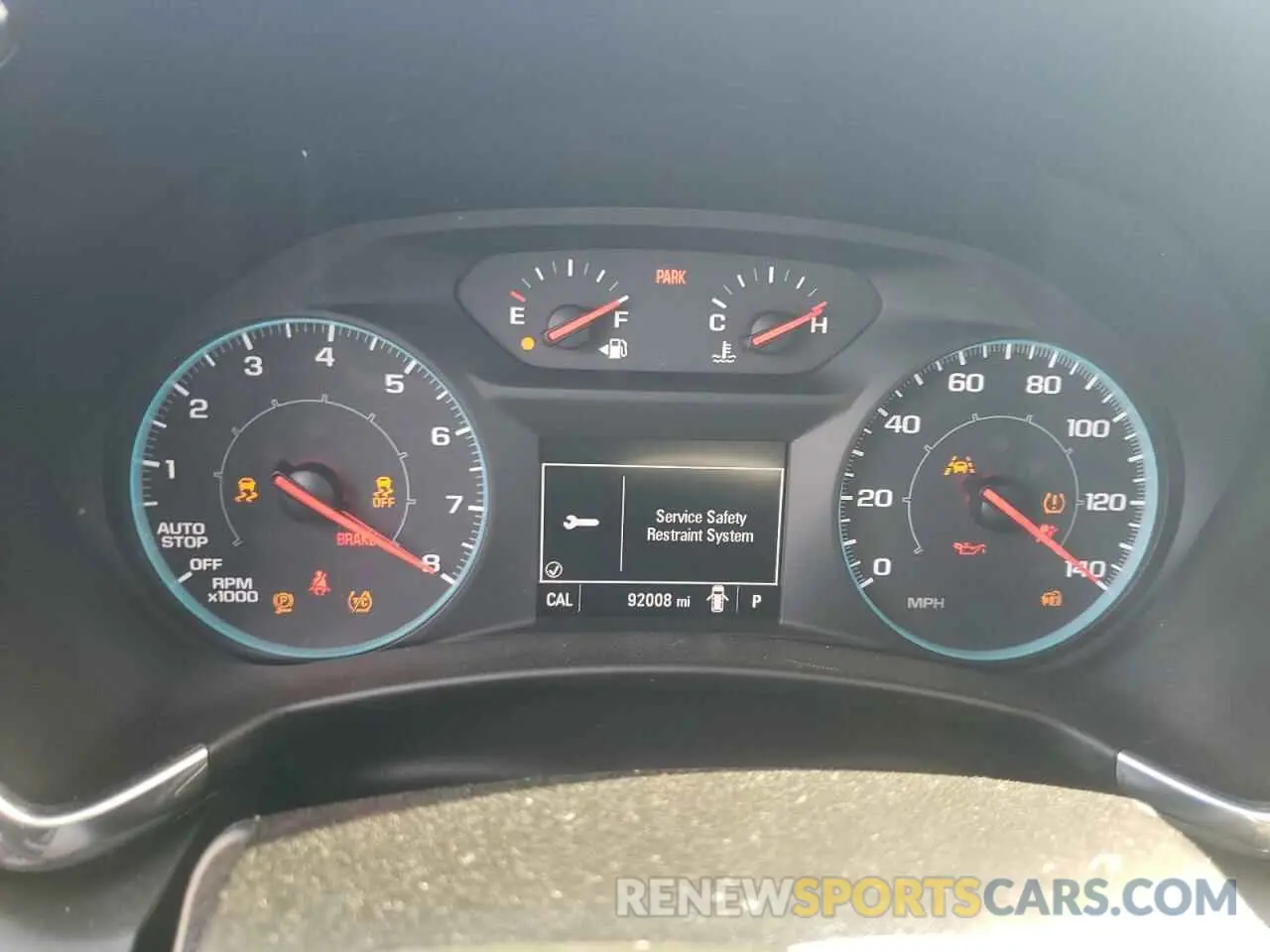 9 fotografías del automóvil dañado 2GNAXHEV0L6245791 CHEVROLET EQUINOX 2020