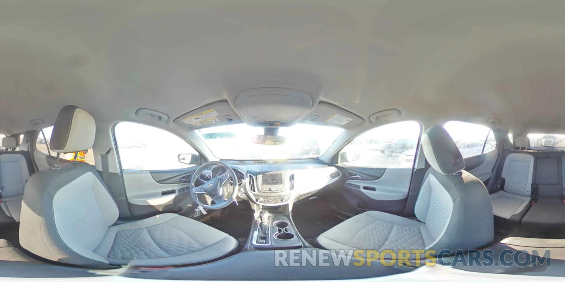 12 fotografías del automóvil dañado 2GNAXHEV0L6284817 CHEVROLET EQUINOX 2020