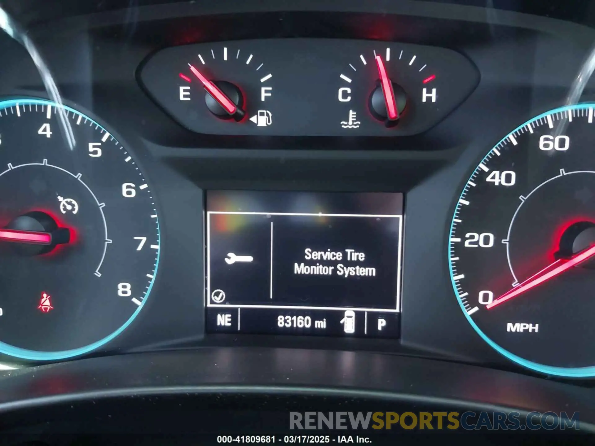 15 fotografías del automóvil dañado 2GNAXHEV1L6158532 CHEVROLET EQUINOX 2020