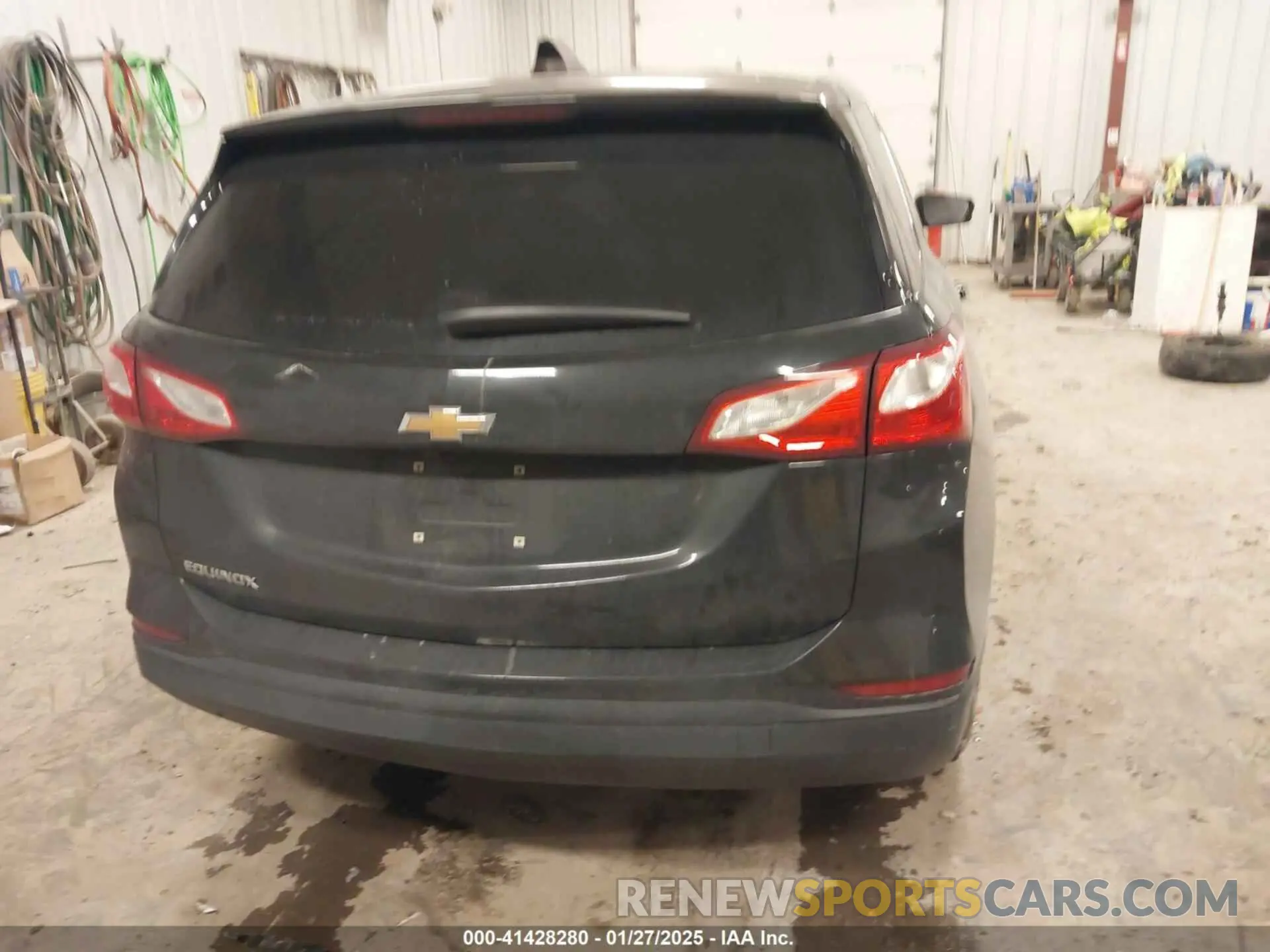 16 fotografías del automóvil dañado 2GNAXHEV1L6188761 CHEVROLET EQUINOX 2020