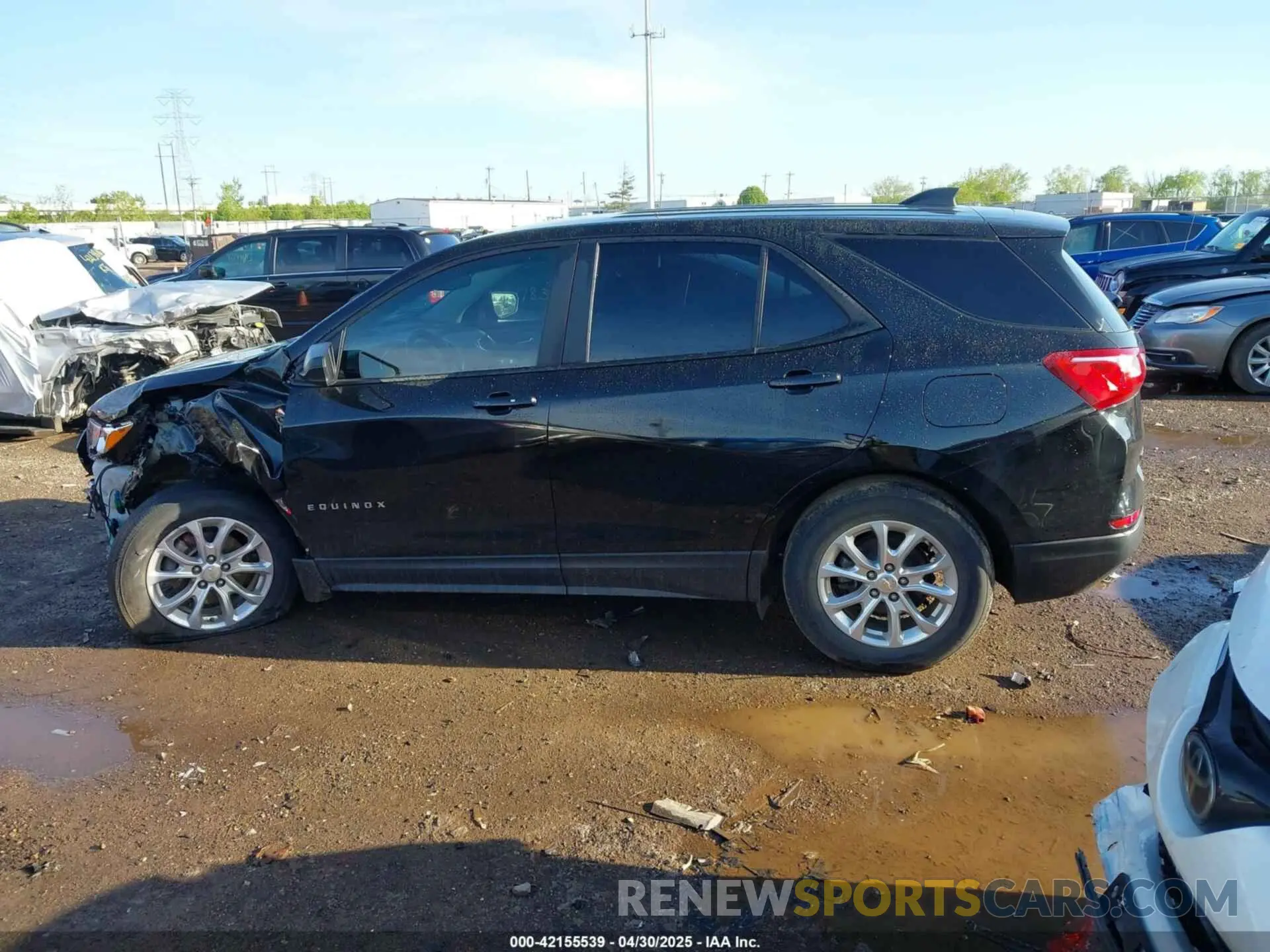 15 fotografías del automóvil dañado 2GNAXHEV2L6221539 CHEVROLET EQUINOX 2020