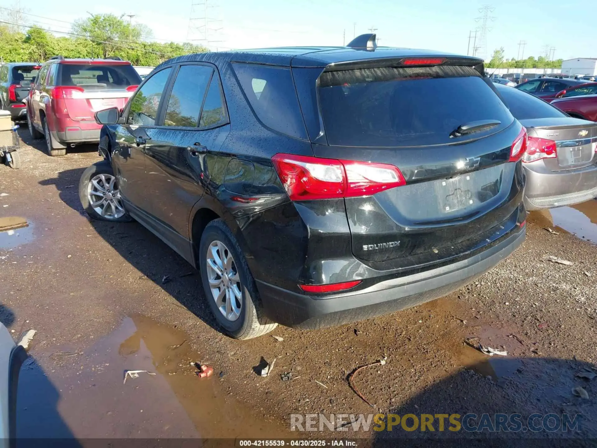 3 fotografías del automóvil dañado 2GNAXHEV2L6221539 CHEVROLET EQUINOX 2020