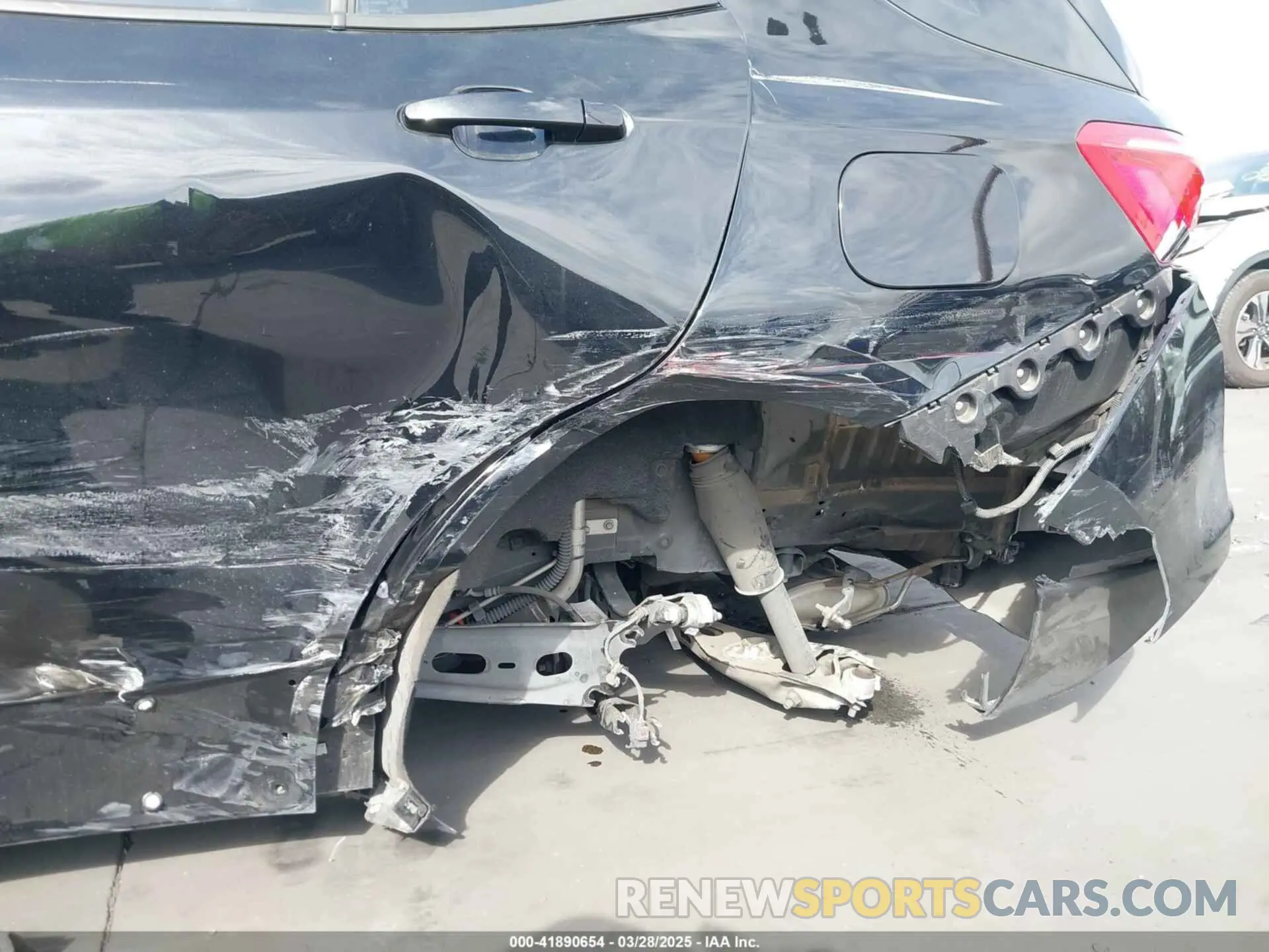 18 fotografías del automóvil dañado 2GNAXHEV2L6276413 CHEVROLET EQUINOX 2020