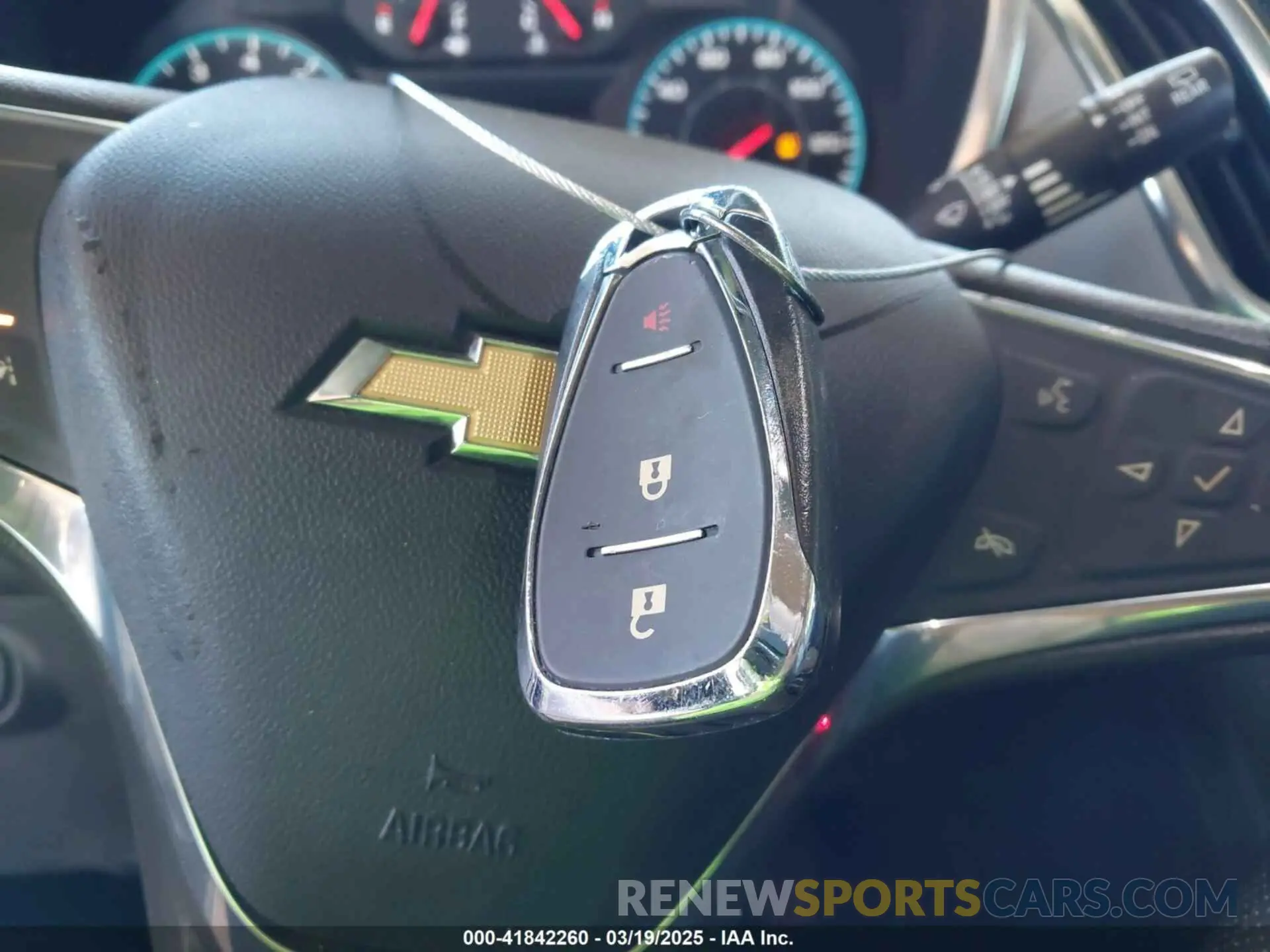 11 fotografías del automóvil dañado 2GNAXHEV4L6251819 CHEVROLET EQUINOX 2020