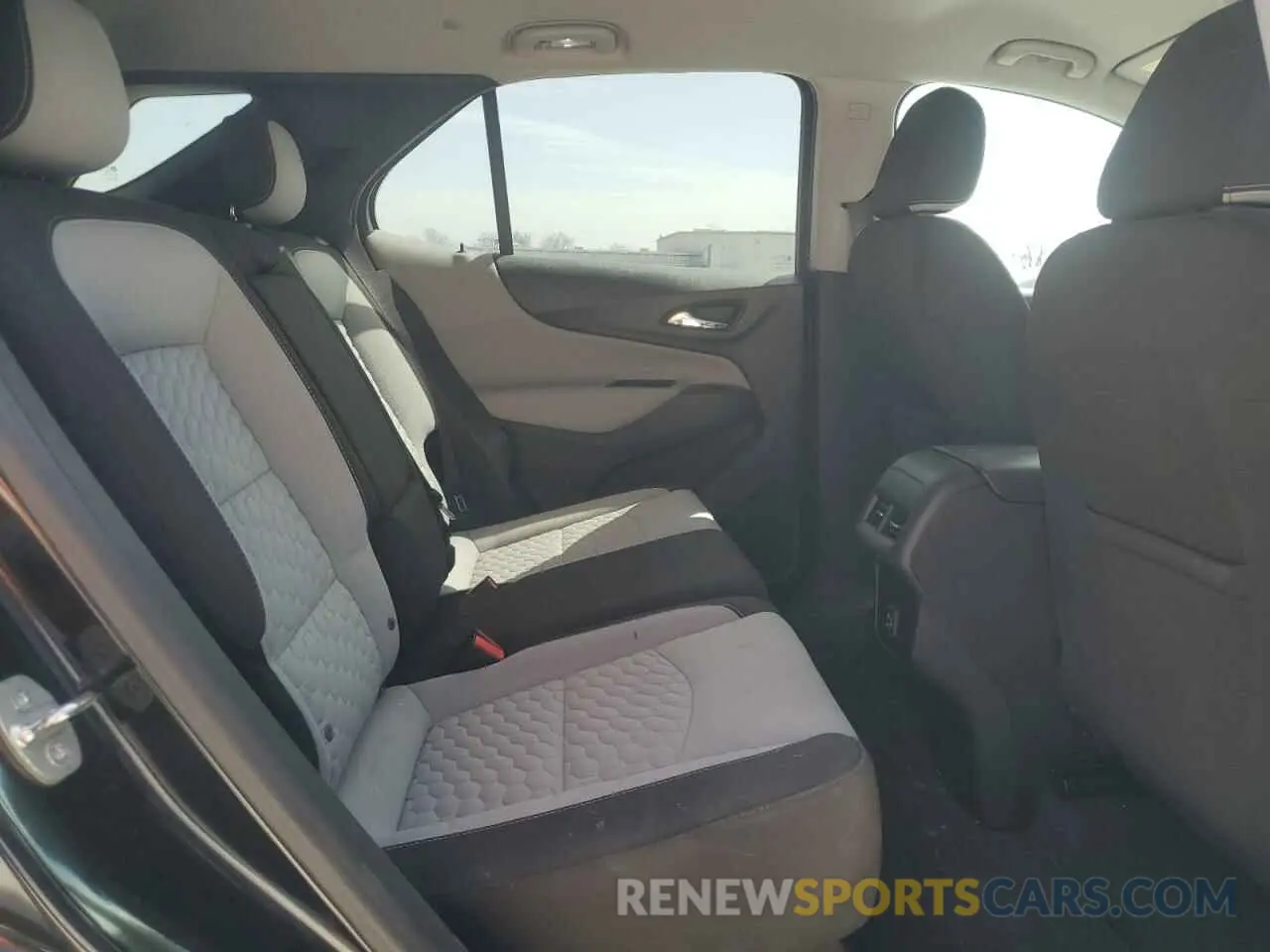 11 fotografías del automóvil dañado 2GNAXHEV5L6249707 CHEVROLET EQUINOX 2020