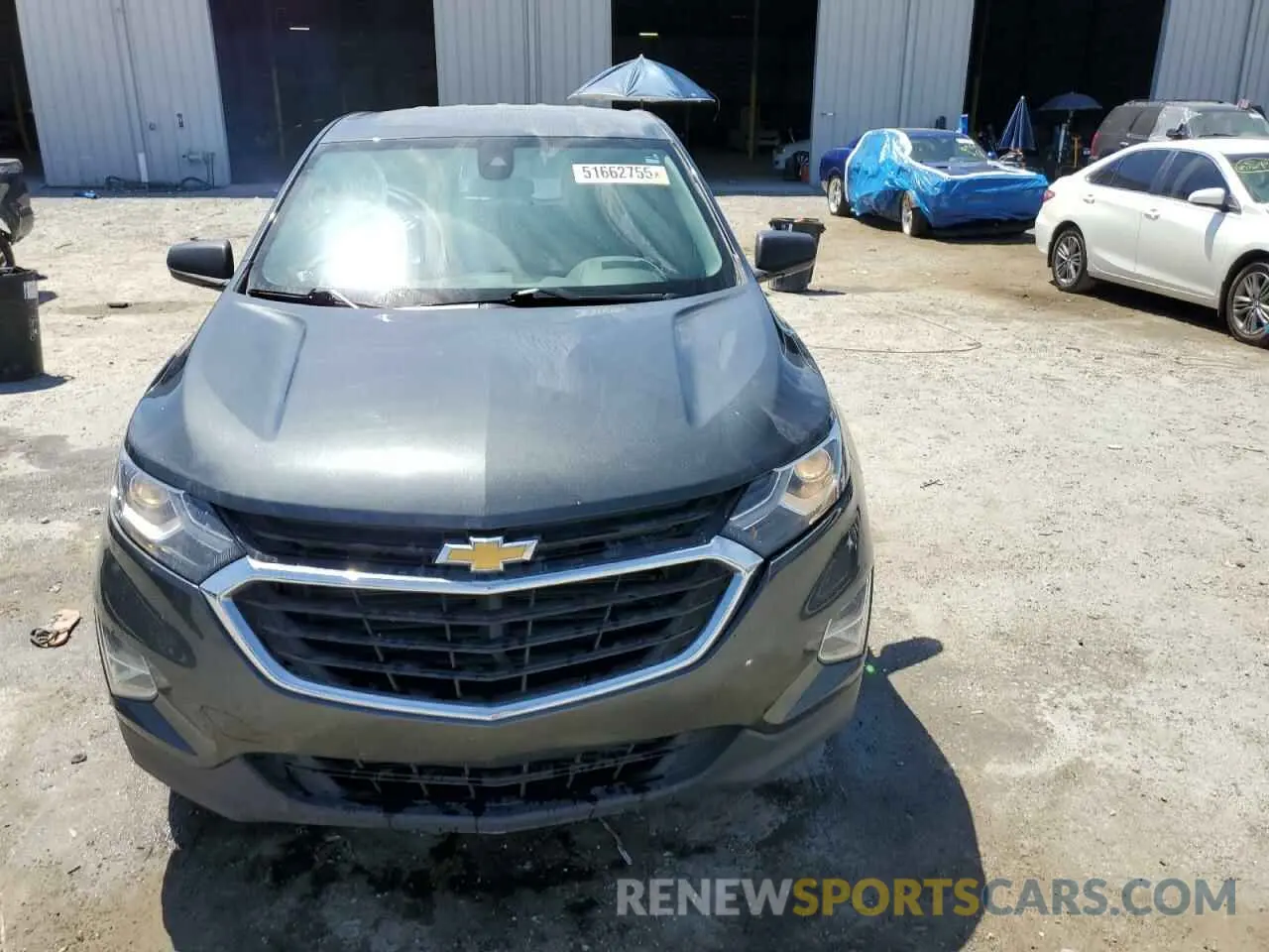 5 fotografías del automóvil dañado 2GNAXHEV6L6186052 CHEVROLET EQUINOX 2020