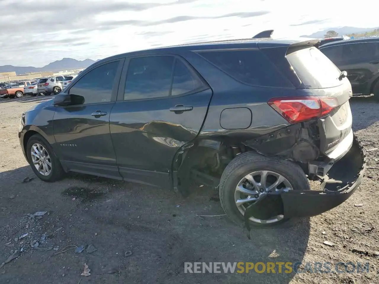 2 fotografías del automóvil dañado 2GNAXHEV6L6273563 CHEVROLET EQUINOX 2020