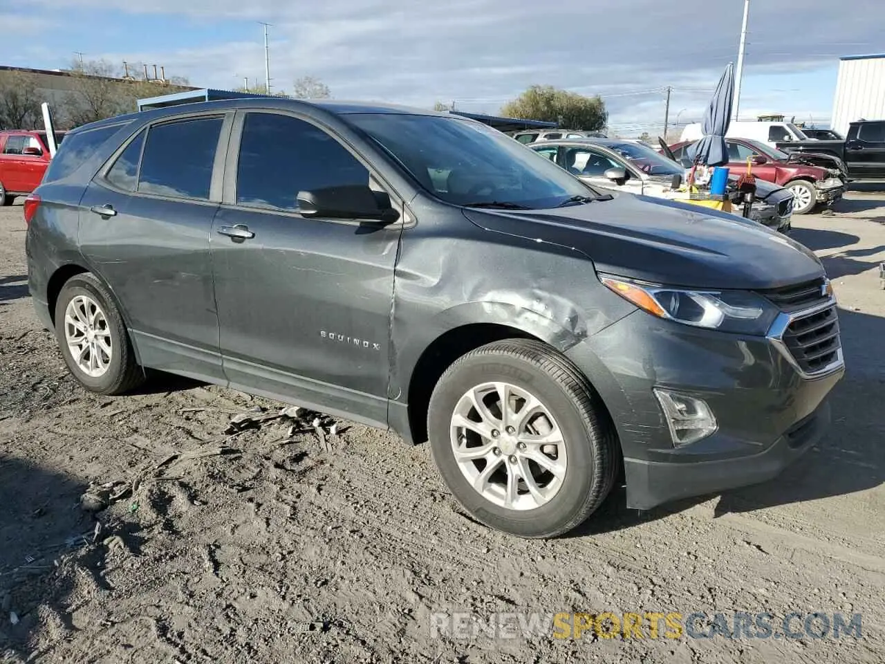 4 fotografías del automóvil dañado 2GNAXHEV6L6273563 CHEVROLET EQUINOX 2020