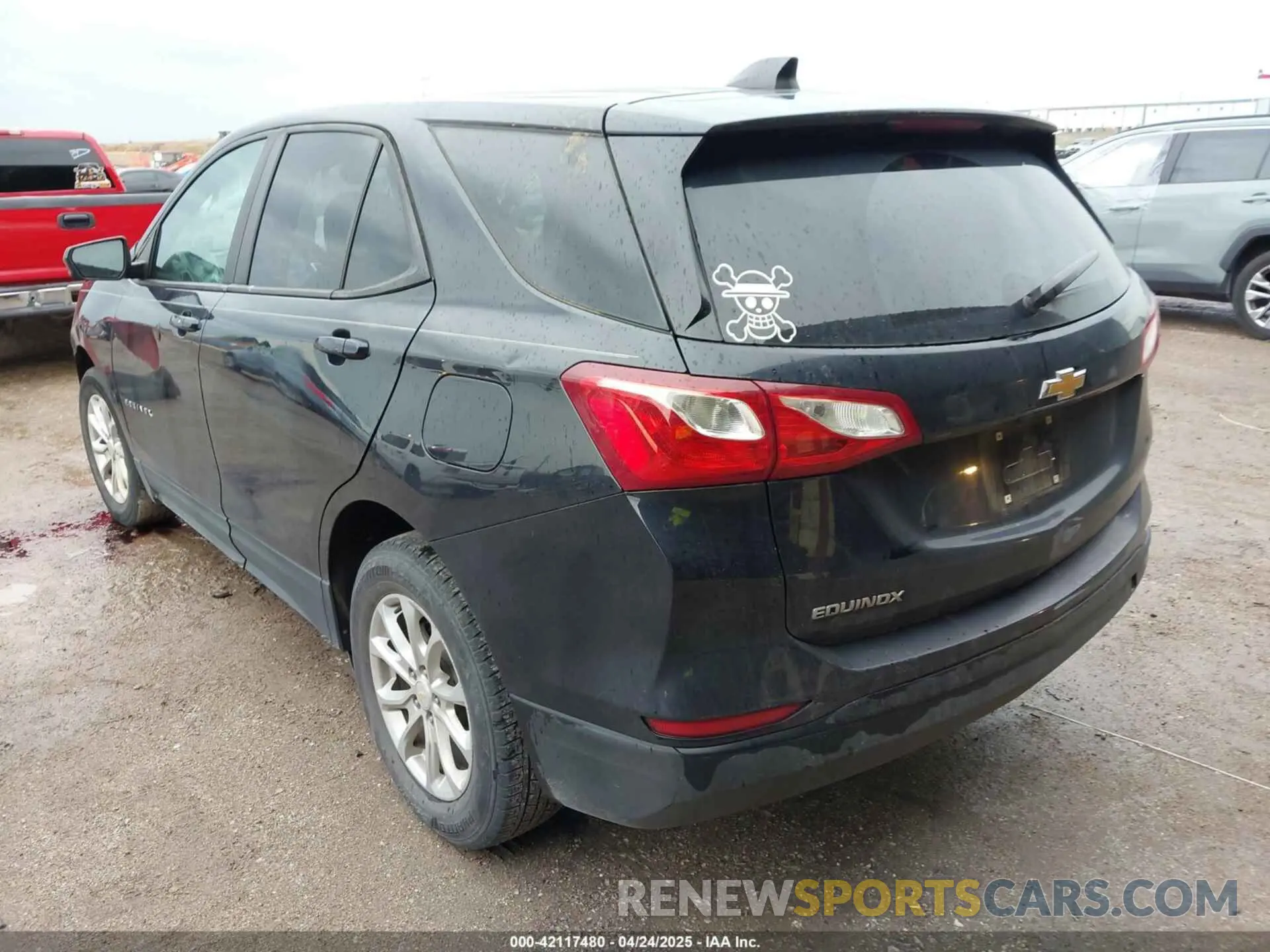 3 fotografías del automóvil dañado 2GNAXHEV7L6226963 CHEVROLET EQUINOX 2020