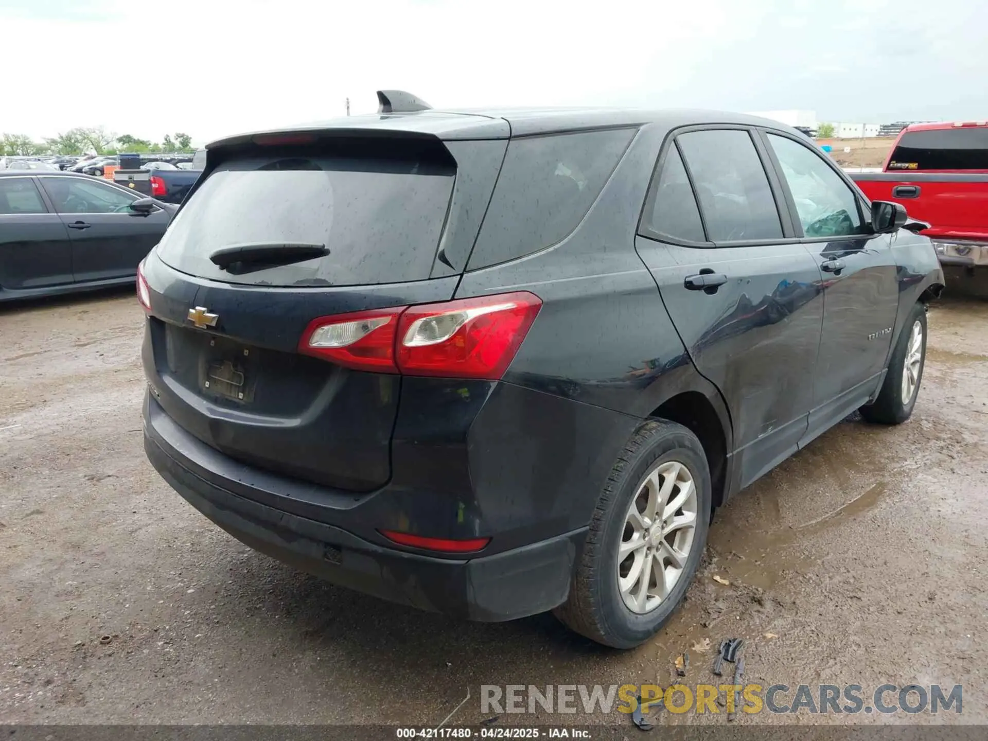 4 fotografías del automóvil dañado 2GNAXHEV7L6226963 CHEVROLET EQUINOX 2020