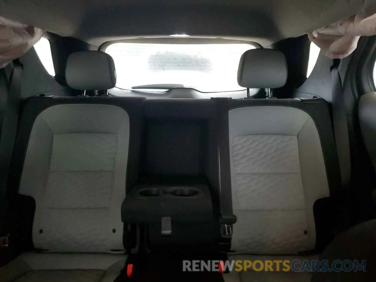 10 fotografías del automóvil dañado 2GNAXHEV8L6111384 CHEVROLET EQUINOX 2020
