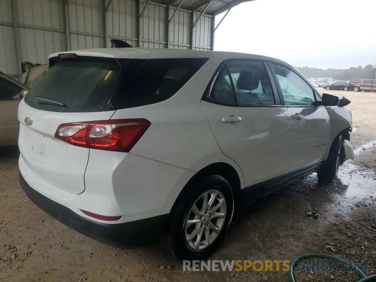 3 fotografías del automóvil dañado 2GNAXHEV8L6111384 CHEVROLET EQUINOX 2020