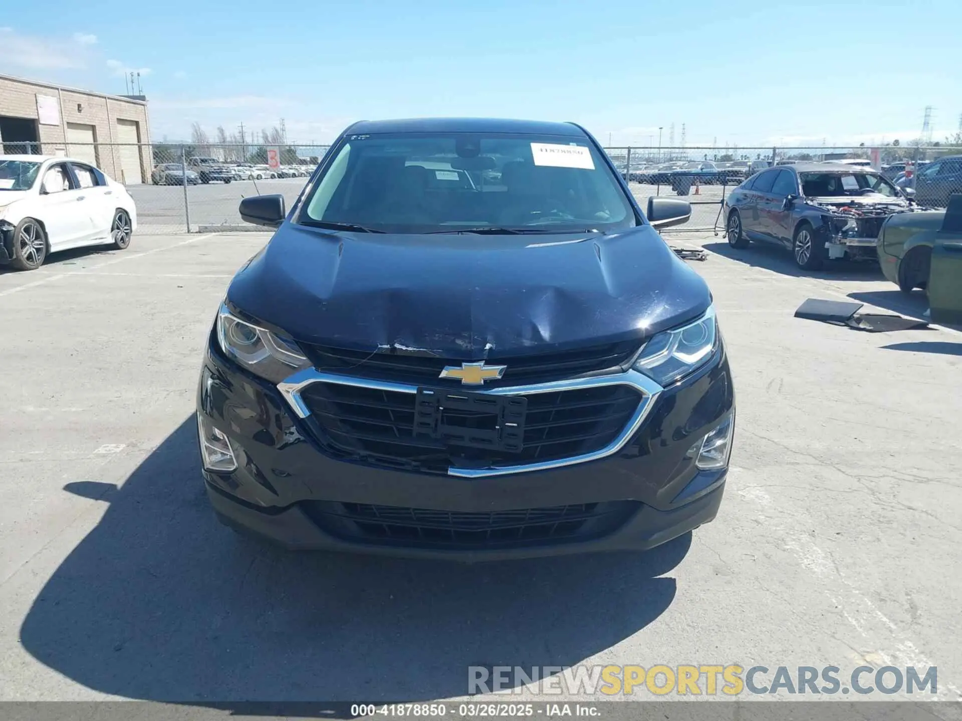 12 fotografías del automóvil dañado 2GNAXHEV8L6165591 CHEVROLET EQUINOX 2020