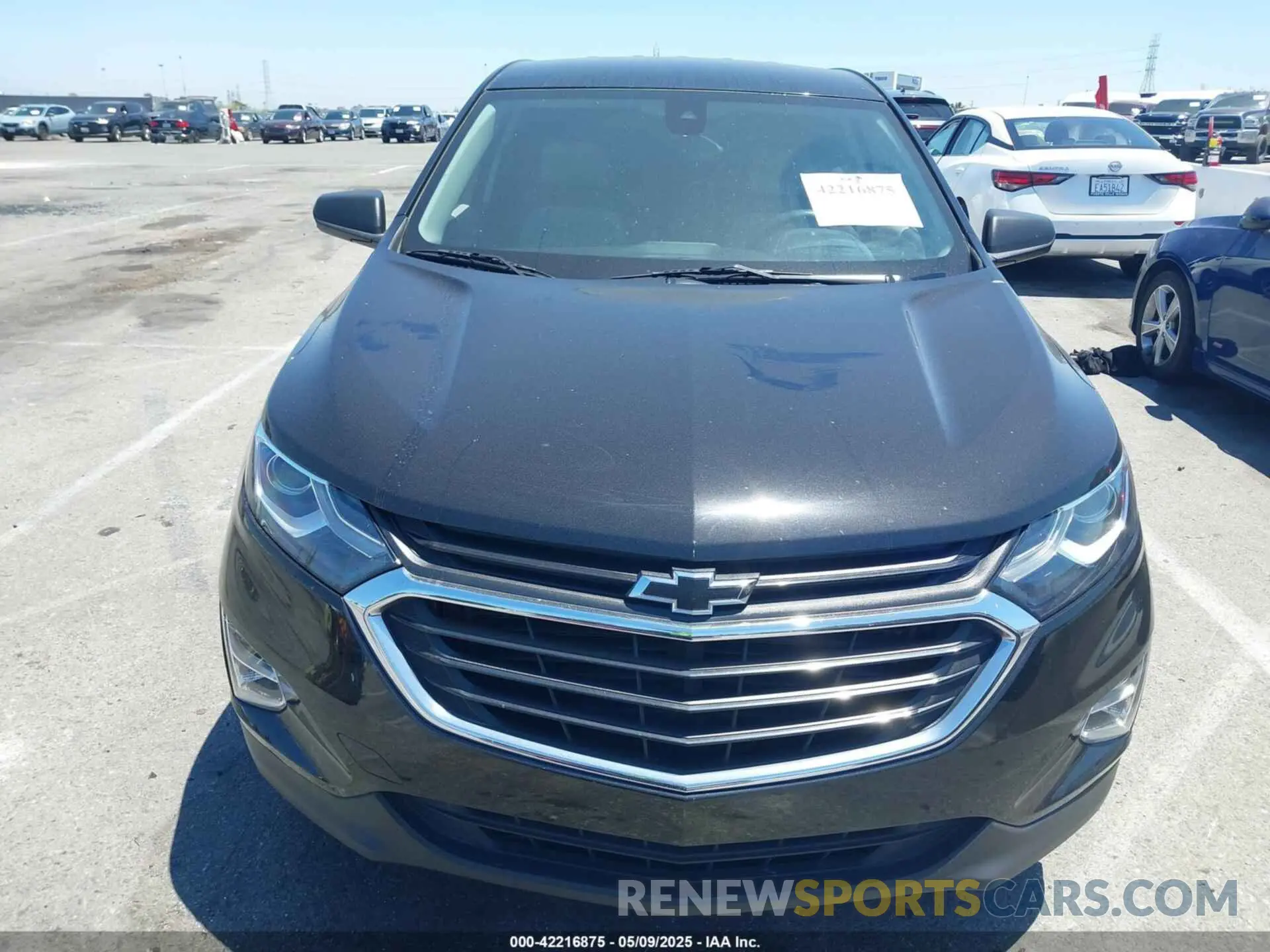 13 fotografías del automóvil dañado 2GNAXHEV8L6178499 CHEVROLET EQUINOX 2020