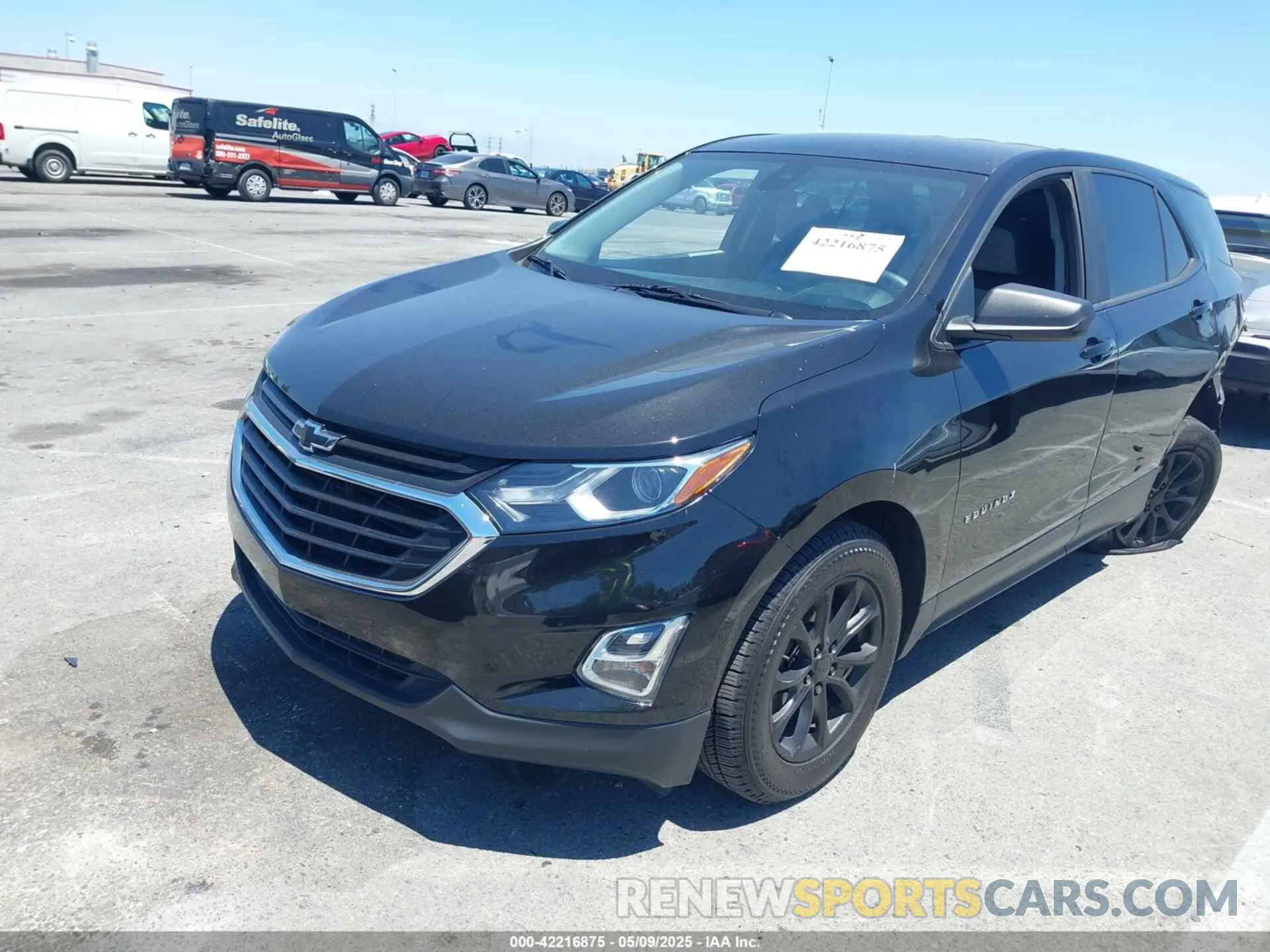 2 fotografías del automóvil dañado 2GNAXHEV8L6178499 CHEVROLET EQUINOX 2020