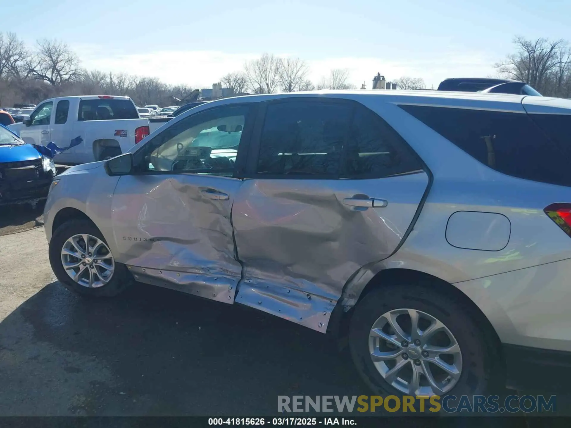 6 fotografías del automóvil dañado 2GNAXHEV8L6234585 CHEVROLET EQUINOX 2020