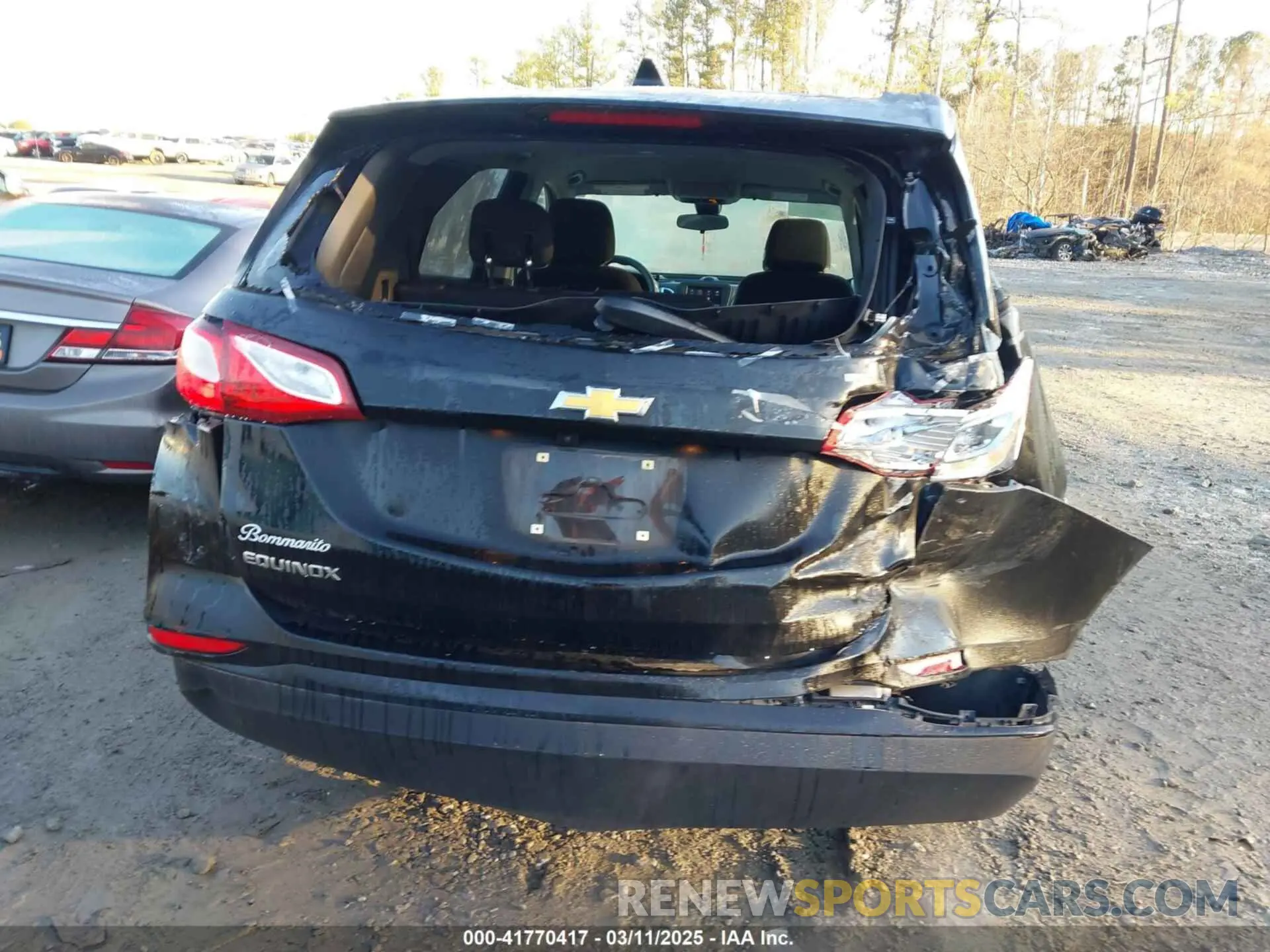16 fotografías del automóvil dañado 2GNAXHEV8L6256778 CHEVROLET EQUINOX 2020