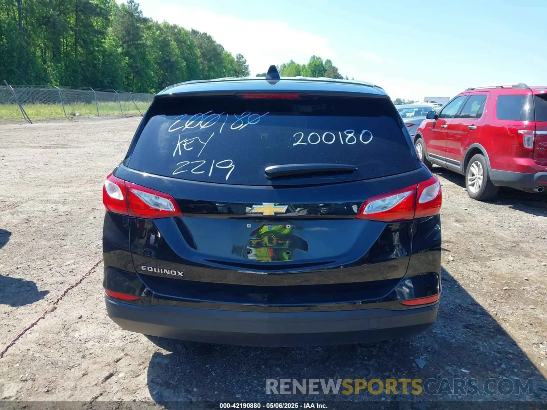 16 fotografías del automóvil dañado 2GNAXHEV8L6272219 CHEVROLET EQUINOX 2020