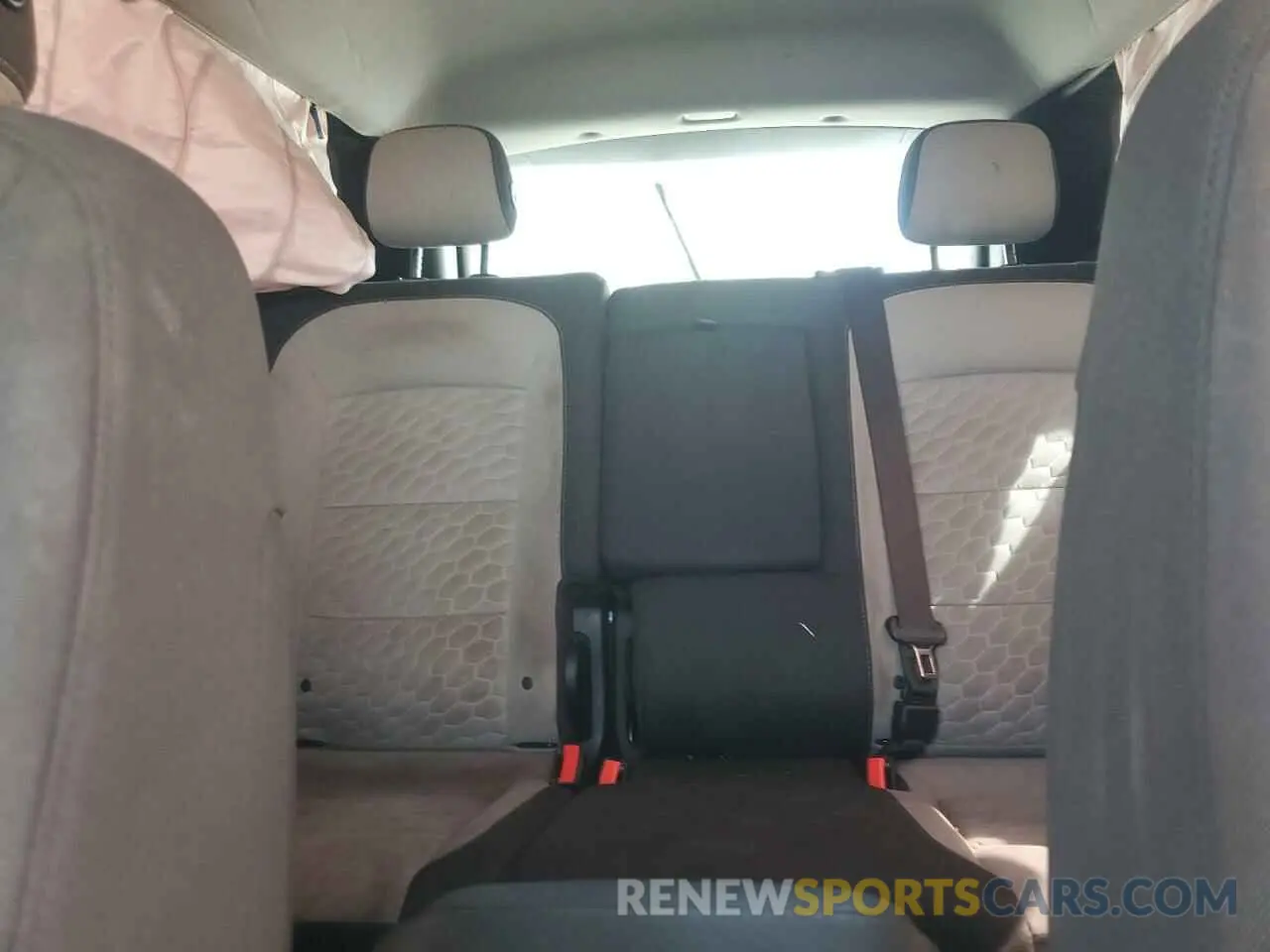 10 fotografías del automóvil dañado 2GNAXHEV9L6141722 CHEVROLET EQUINOX 2020