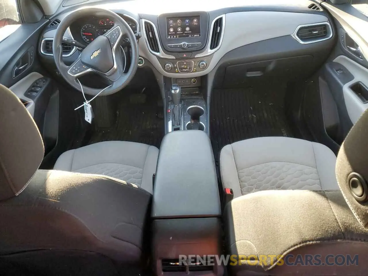 8 fotografías del automóvil dañado 2GNAXHEV9L6150551 CHEVROLET EQUINOX 2020