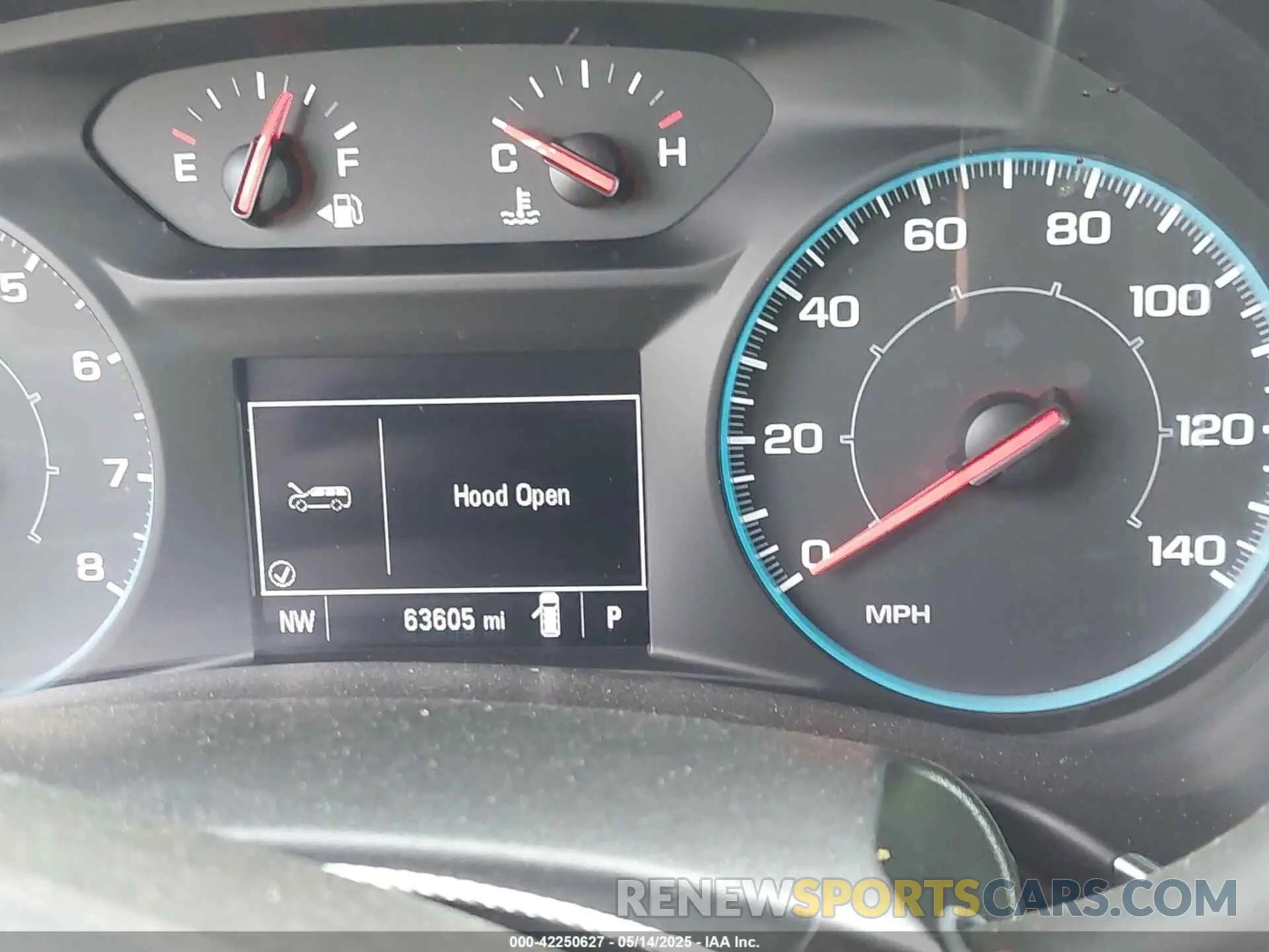 16 fotografías del automóvil dañado 2GNAXHEV9L6164580 CHEVROLET EQUINOX 2020