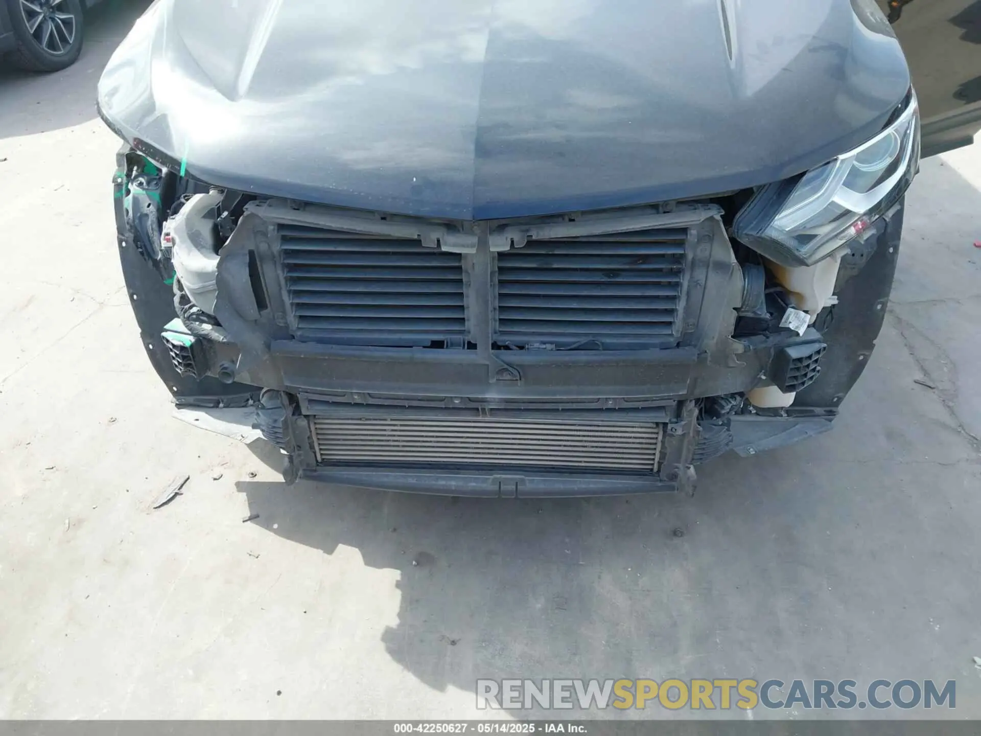 6 fotografías del automóvil dañado 2GNAXHEV9L6164580 CHEVROLET EQUINOX 2020
