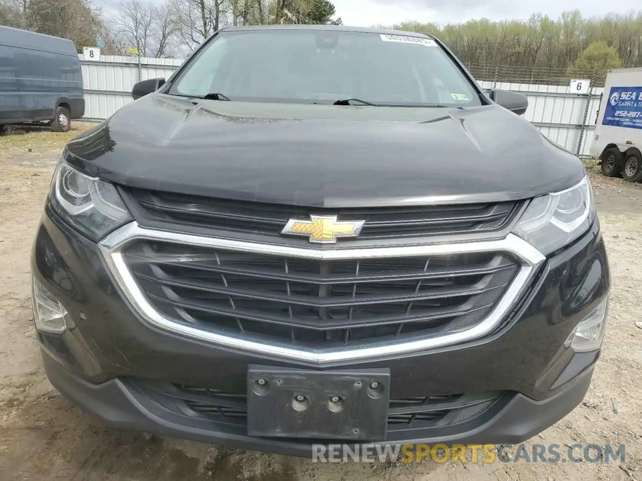 5 fotografías del automóvil dañado 2GNAXHEVXL6209980 CHEVROLET EQUINOX 2020