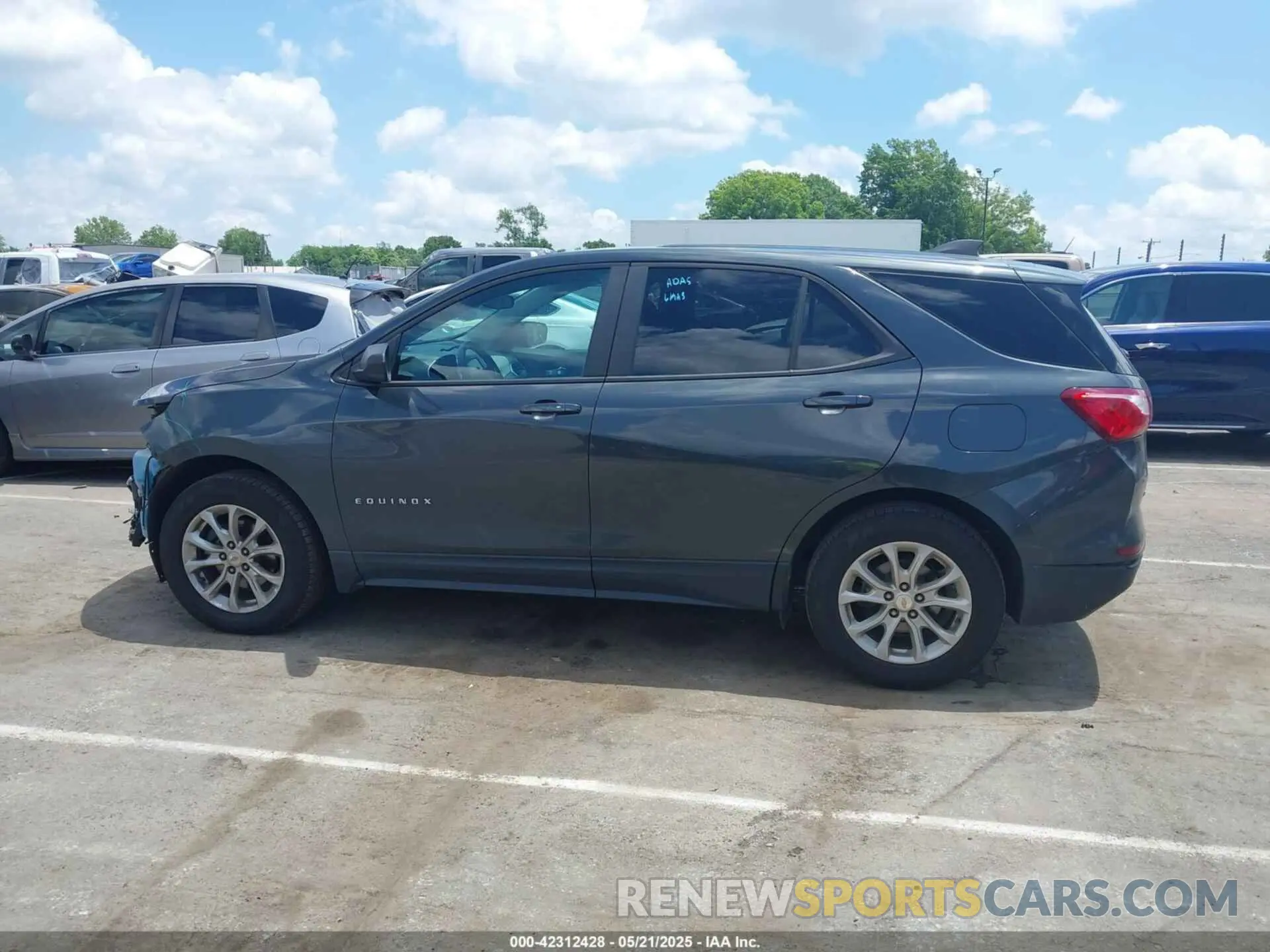 14 fotografías del automóvil dañado 2GNAXHEVXL6265465 CHEVROLET EQUINOX 2020
