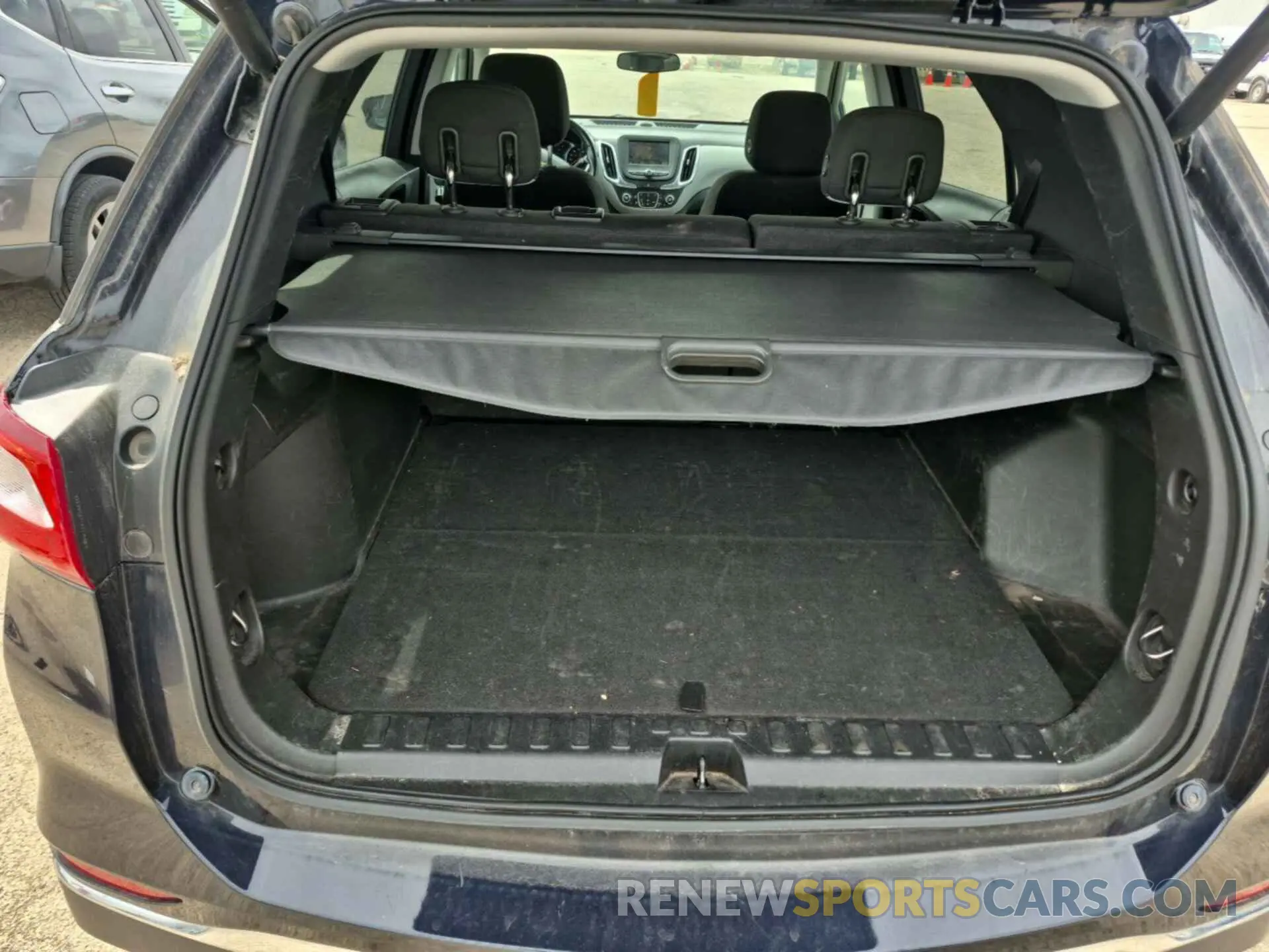 13 fotografías del automóvil dañado 2GNAXJEV0L6238170 CHEVROLET EQUINOX 2020