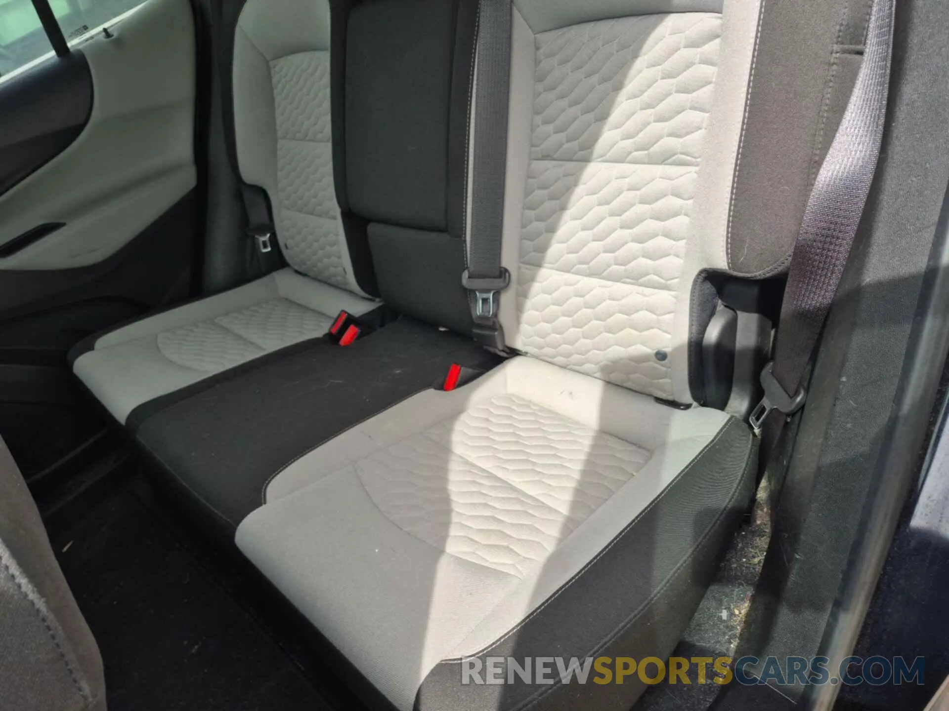 22 fotografías del automóvil dañado 2GNAXJEV0L6238170 CHEVROLET EQUINOX 2020