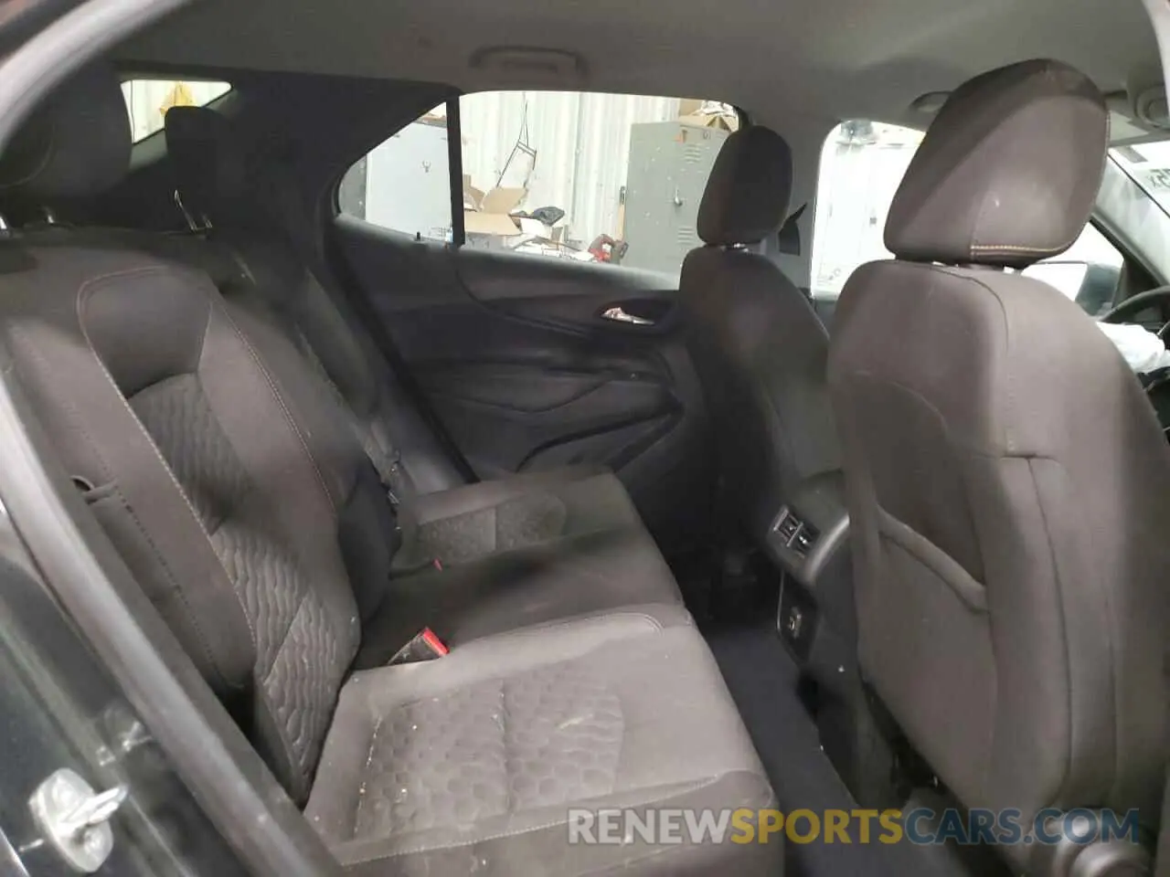 11 fotografías del automóvil dañado 2GNAXJEV0L6266132 CHEVROLET EQUINOX 2020
